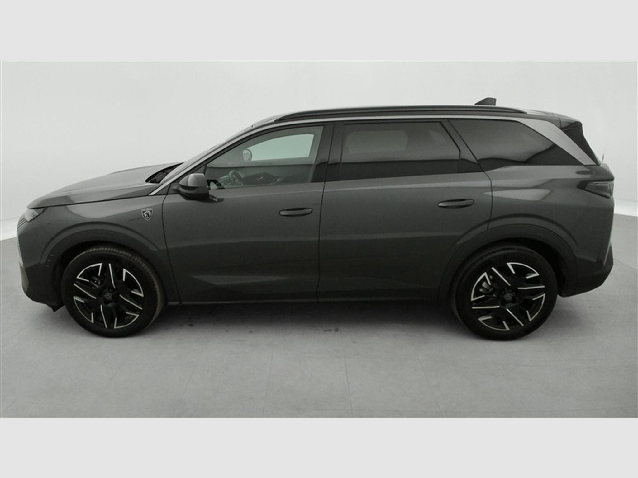 Peugeot 5008 1.2 Hybrid 145Cv e-DCS6 GT 7PL / NAVI / CARPLAY / CAMERA (2025) - Photo 3