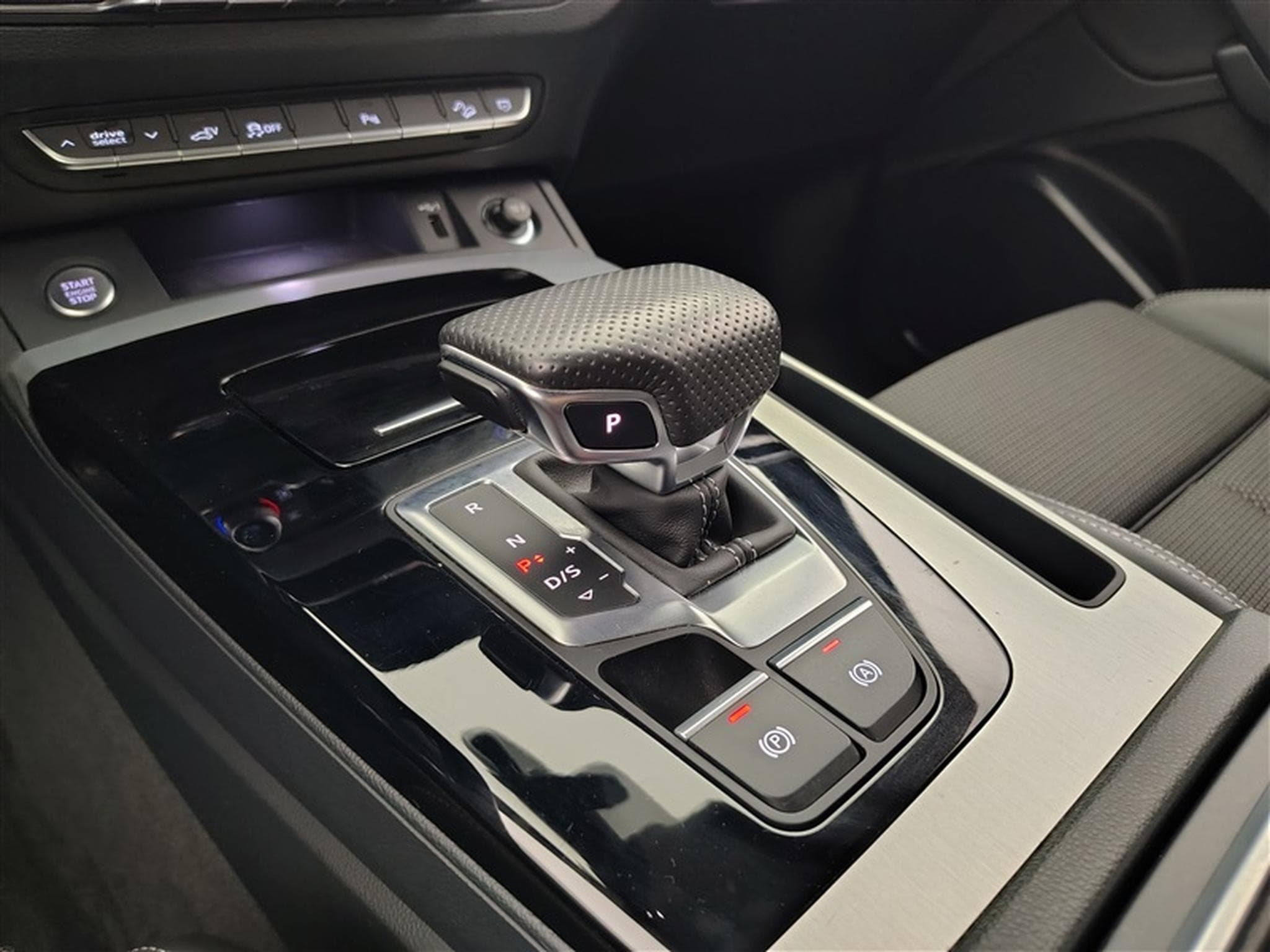 Audi Q5 Sportback PHEV 50 TFSIe Quattro S-Line NAVI / CAMERA (2022) - Foto 12