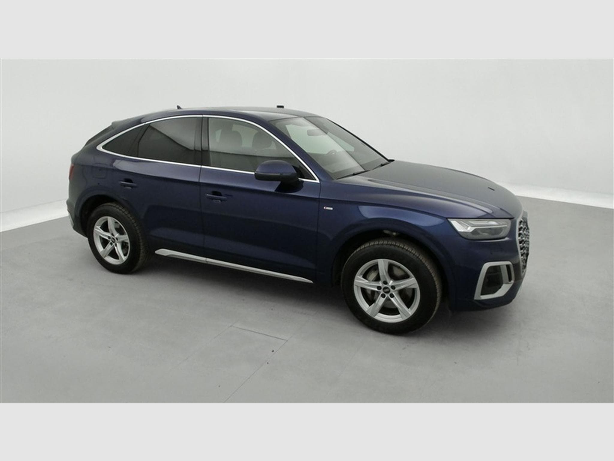 Audi Q5 Sportback PHEV 50 TFSIe Quattro S-Line NAVI / CAMERA (2022) - Foto 24