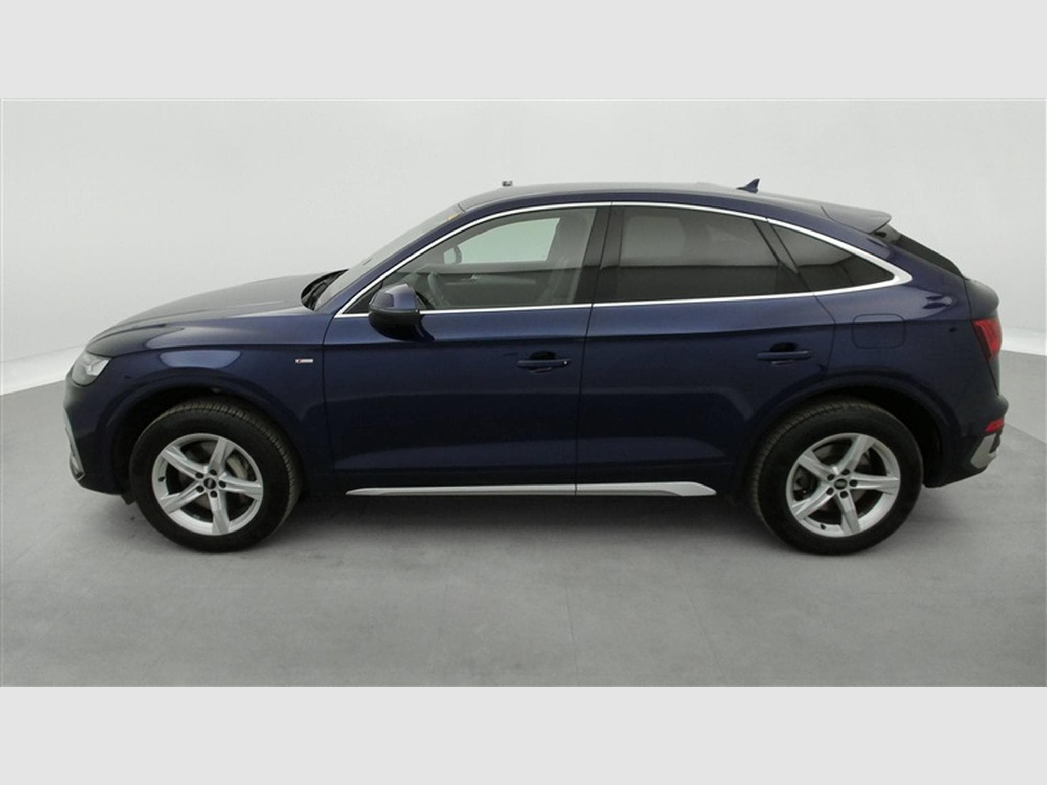 Audi Q5 Sportback PHEV 50 TFSIe Quattro S-Line NAVI / CAMERA (2022) - Foto 3