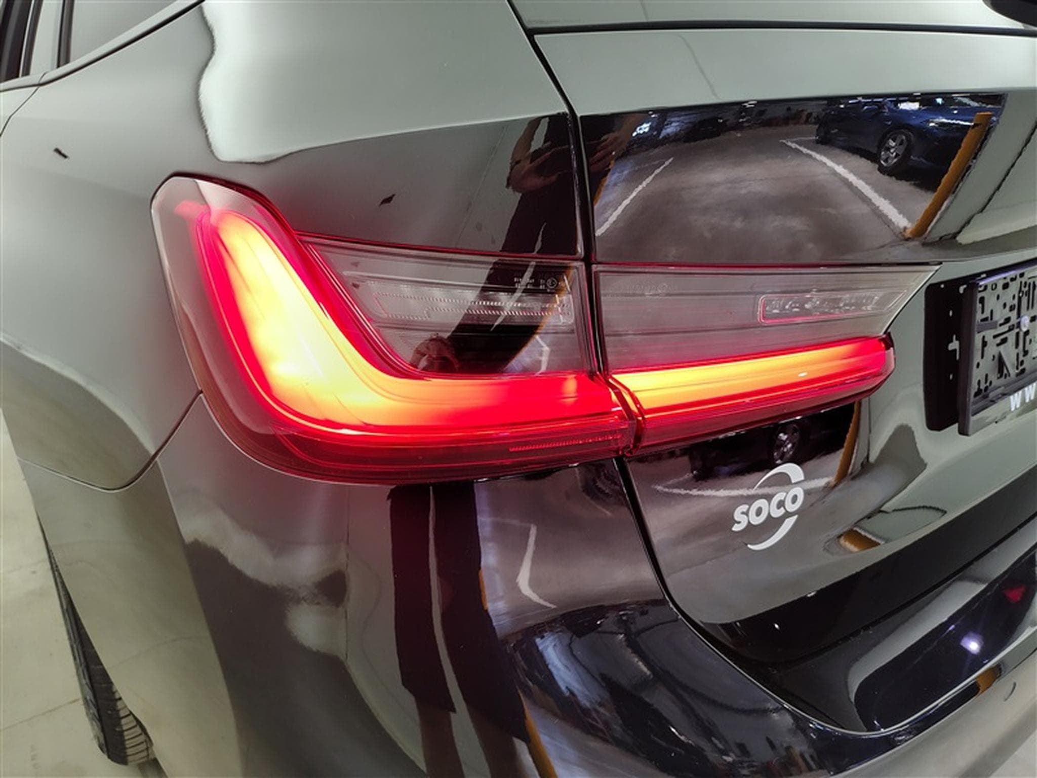 BMW 318 318 d Touring NAVI/TO PANO/FULL LED/JA17/PDC (2020) - Foto 16