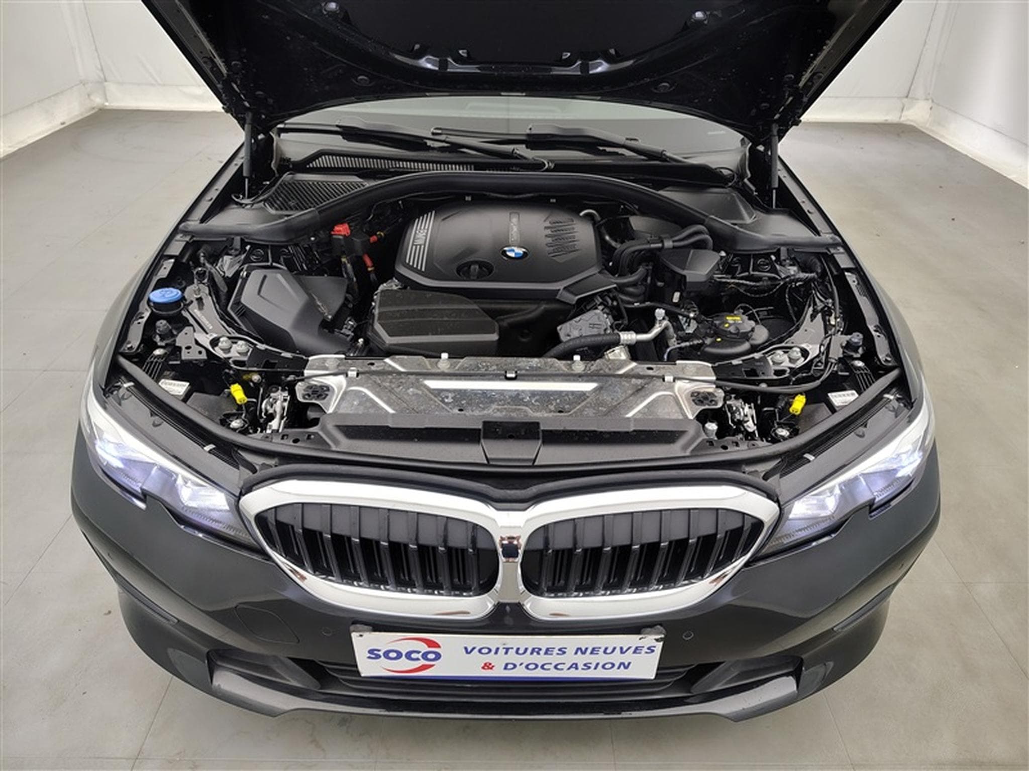 BMW 318 318 d Touring NAVI/TO PANO/FULL LED/JA17/PDC (2020) - Foto 22