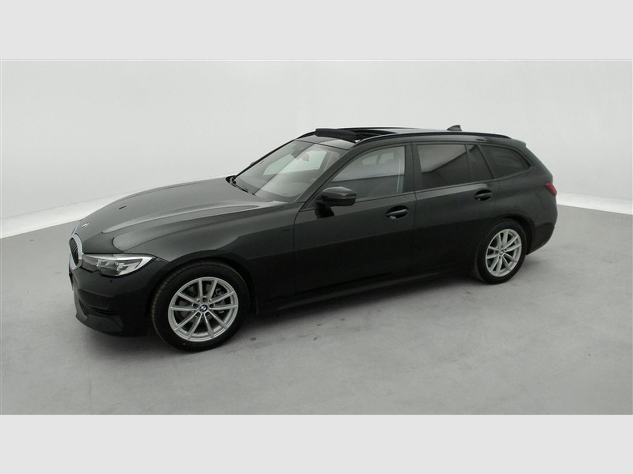 BMW 318 318 d Touring NAVI/TO PANO/FULL LED/JA17/PDC (2020) - Foto 24