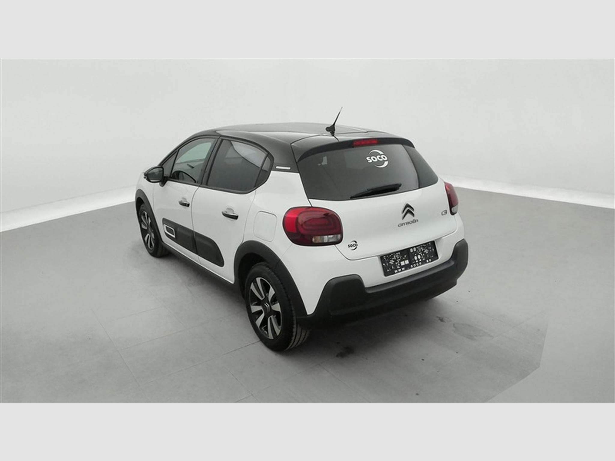 Citroen C3 1.2i PureTech Shine CARPLAY / FULL LED / JA 16" (2023) - Photo 2