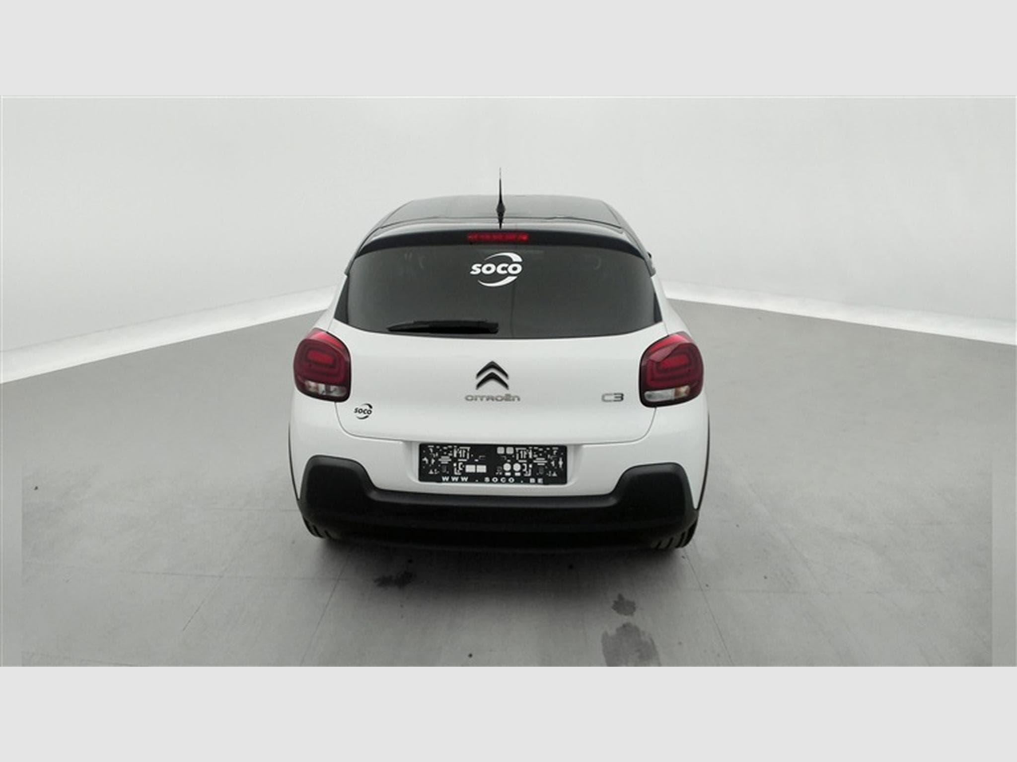 Citroen C3 1.2i PureTech Shine CARPLAY / FULL LED / JA 16" (2023) - Photo 5