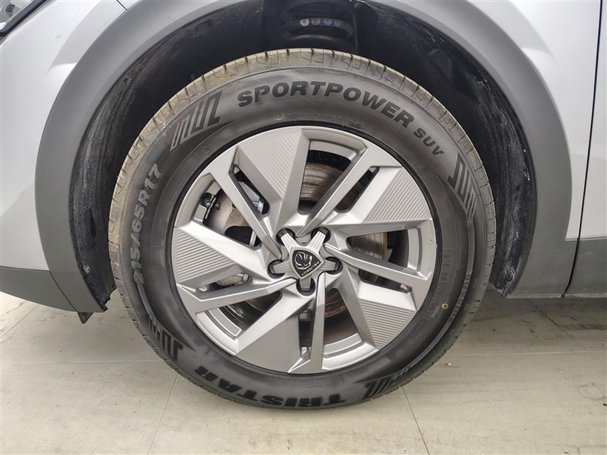 Peugeot 408 1.6 PHEV 150cv EAT8 Allure NAVI / FULL LED / CAMERA 360 (2024) - Photo 6
