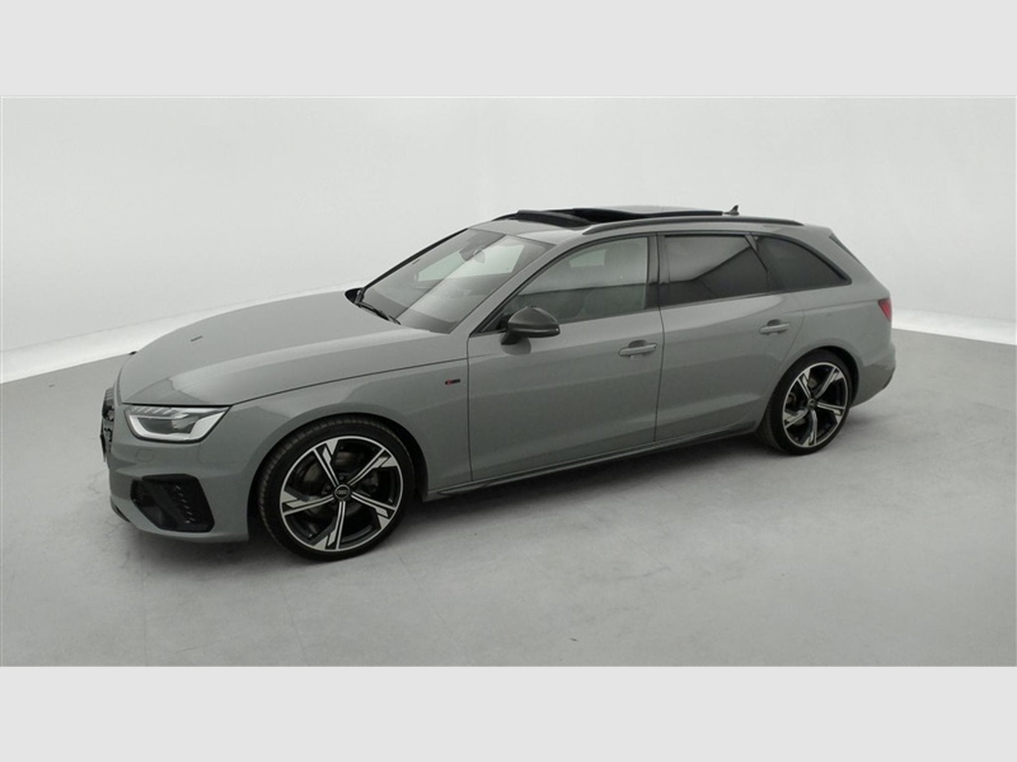 Audi A4 Avant 35 TFSI S-Line Competition  S-tronic *FULL OPTIONS* (2024) - Photo 23