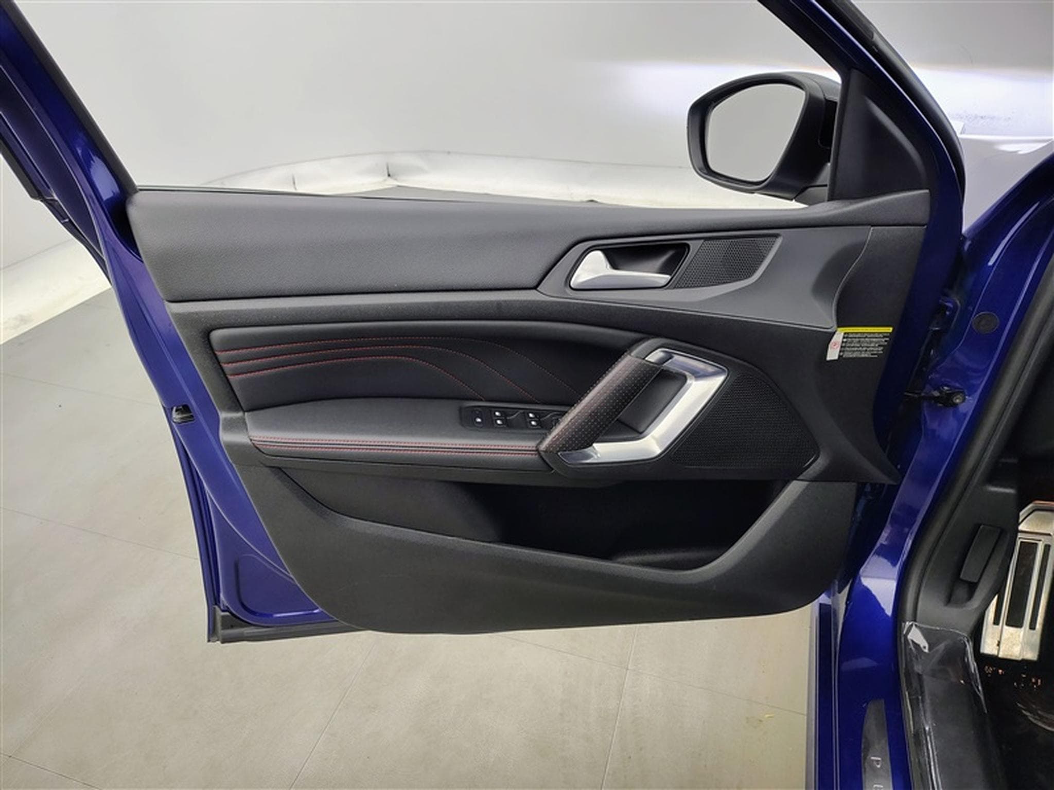 Peugeot 308 1.2 PureTech GT Line *NAVI/FULL LED/CAM360/T.PANO/JA17* (2019) - Photo 17