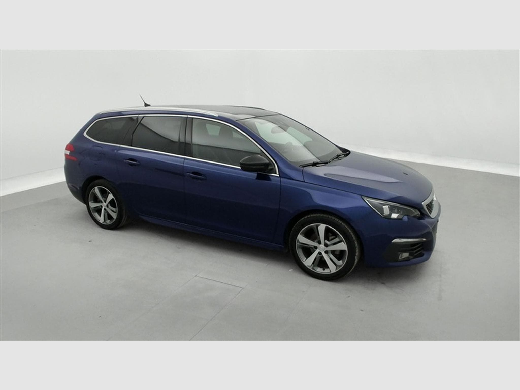 Peugeot 308 1.2 PureTech GT Line *NAVI/FULL LED/CAM360/T.PANO/JA17* (2019) - Photo 24