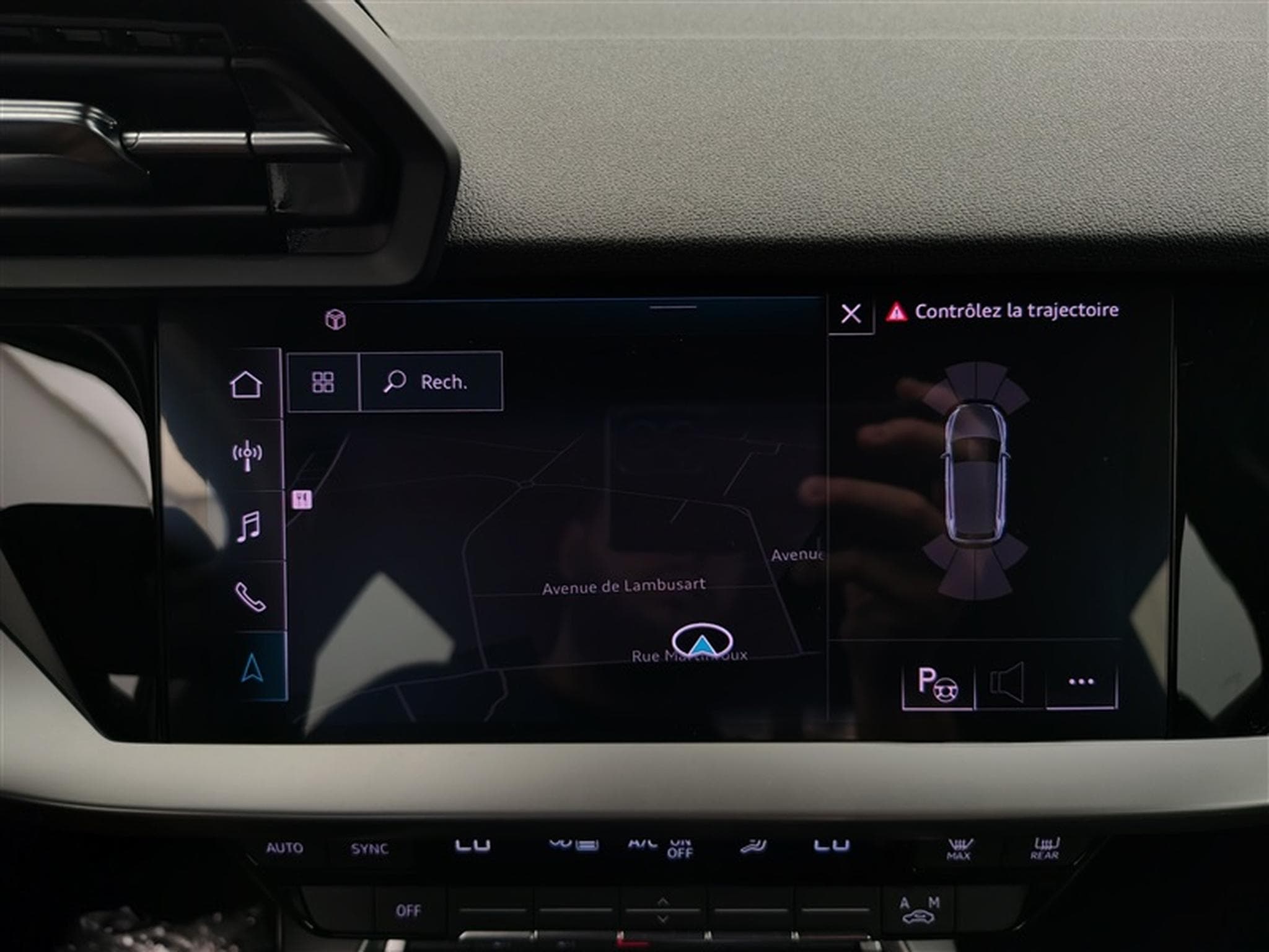 Audi A3 Sportback 30 TFSI Advanced S tronic  Navi / Led / PDC av+ar (2023) - Photo 18