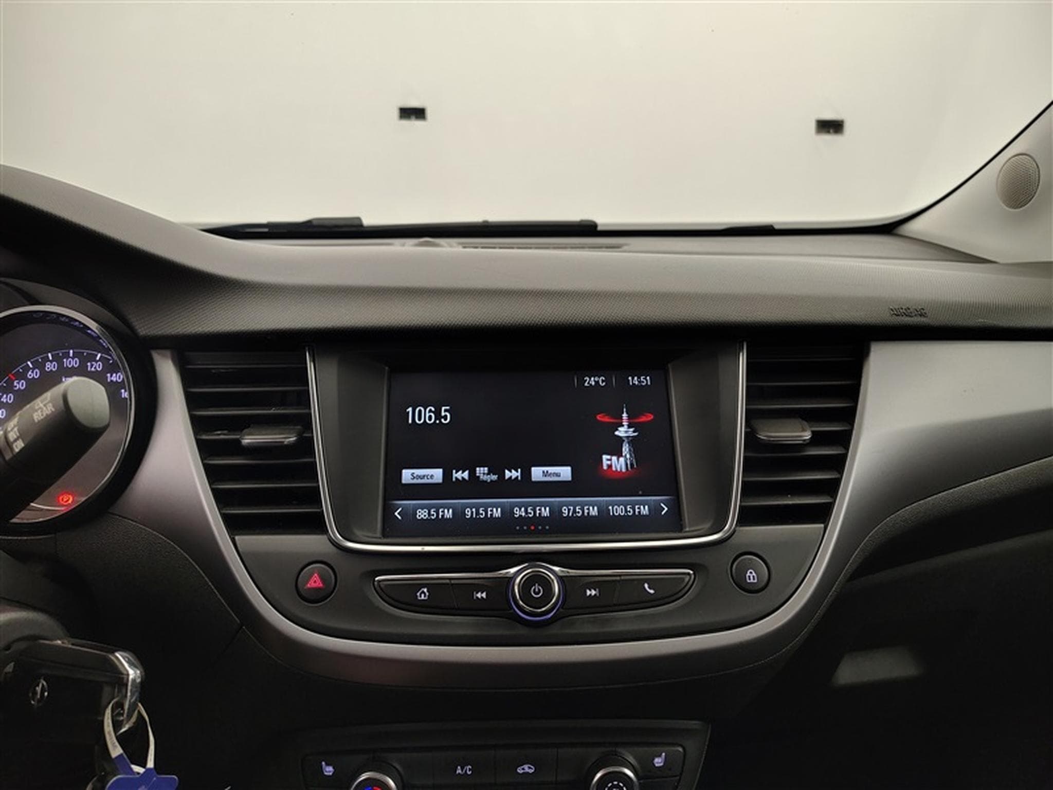 Opel Crossland 1.2 Edition CARPLAY / FULL LED / CLIM (2024) - Photo 11