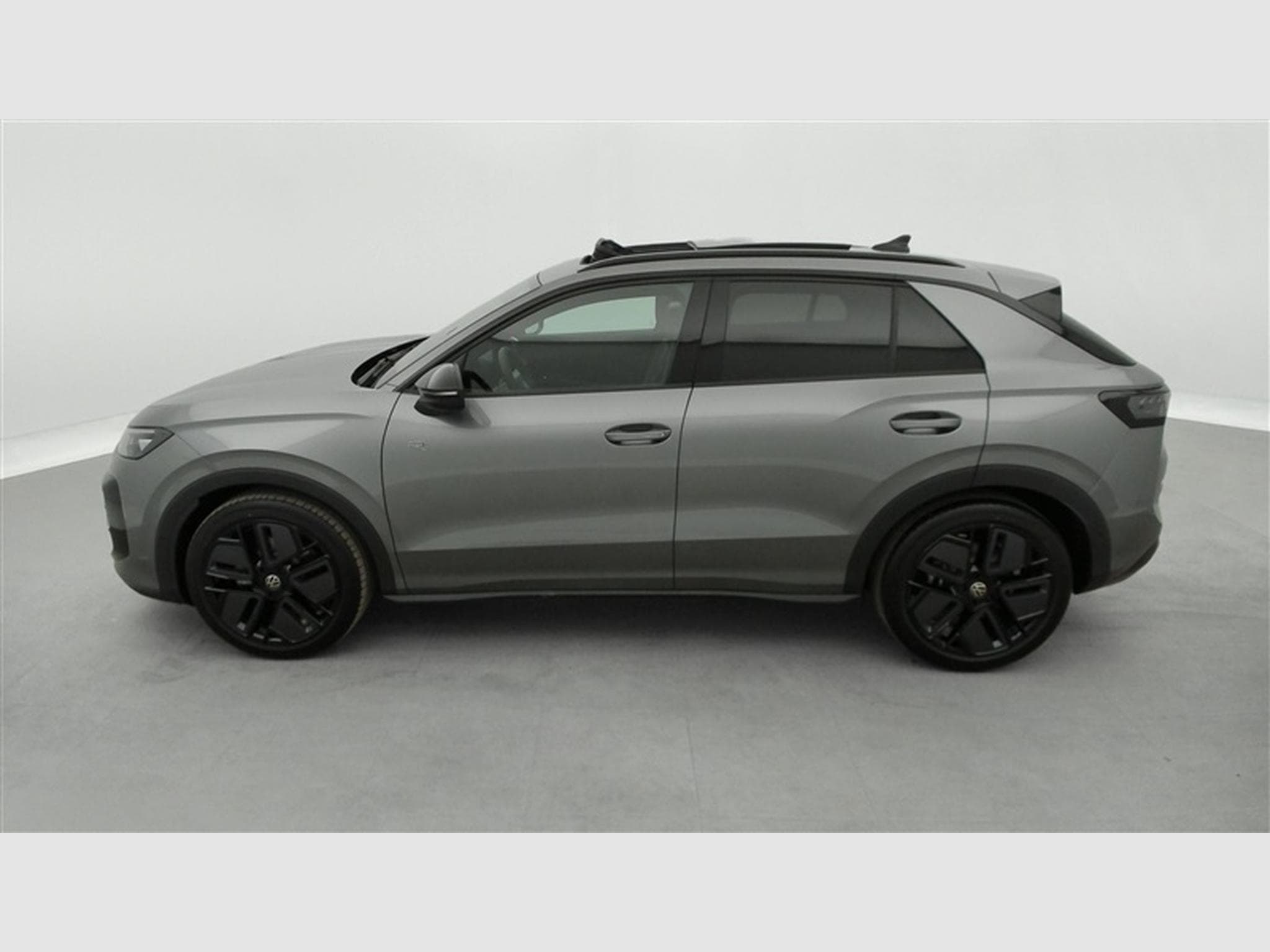 VW T-Roc 1.5 TSI 150cv DSG R-Line CARPLAY / FULL LED / PANO / CAMERA (2026) - Foto 3