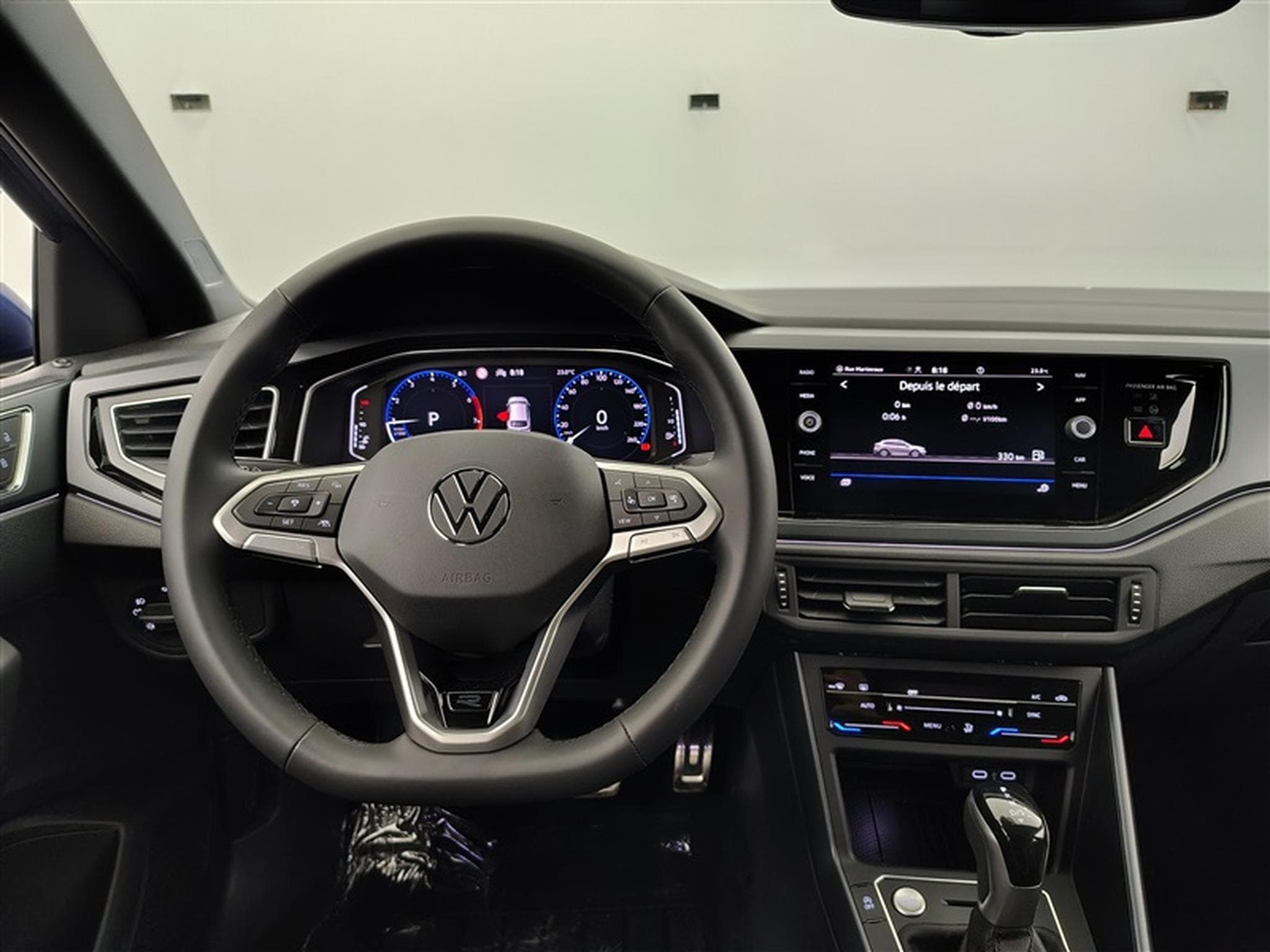 VW Taigo 1.0 TSI 115cv DSG R-Line NAVI / FULL LED / CAMERA / JA 18" (2025) - Foto 9