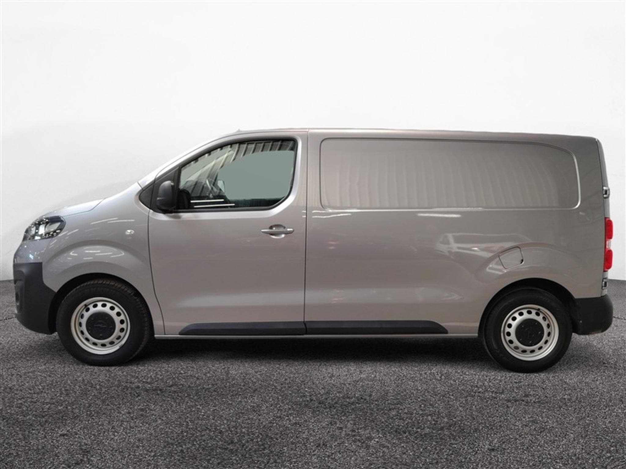 Opel Vivaro 2.0 TD L2H1 Edition AUTO/NAVI/PDC (2023) - Foto 3
