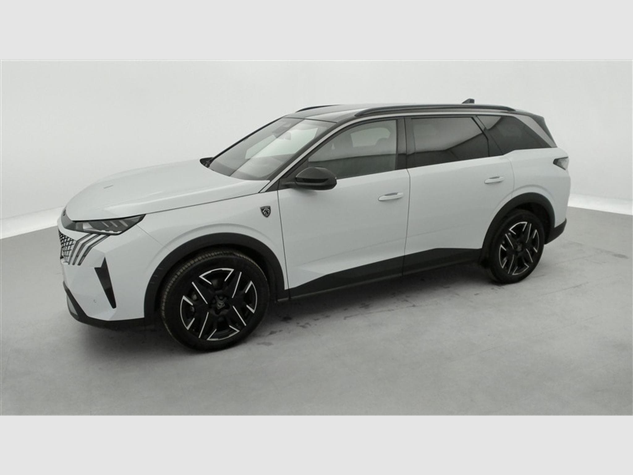 Peugeot 5008 1.2 Hybrid 145Cv e-DCS6 GT 7PL / NAVI / CARPLAY / CAMERA (2025) - Photo 21