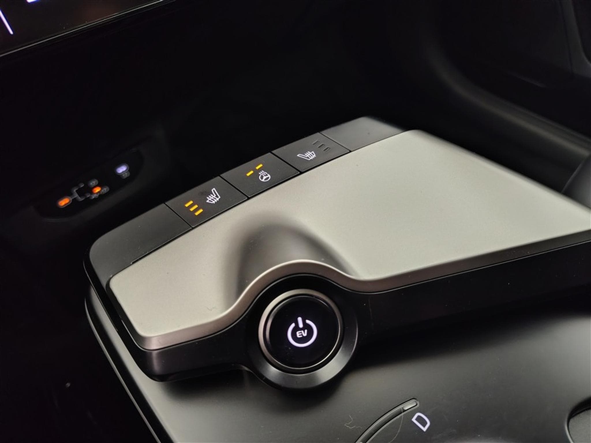 Kia EV6 EV6 Edition NAVI / FULL LED / CUIR PARTIEL / CAMERA (2025) - Foto 19