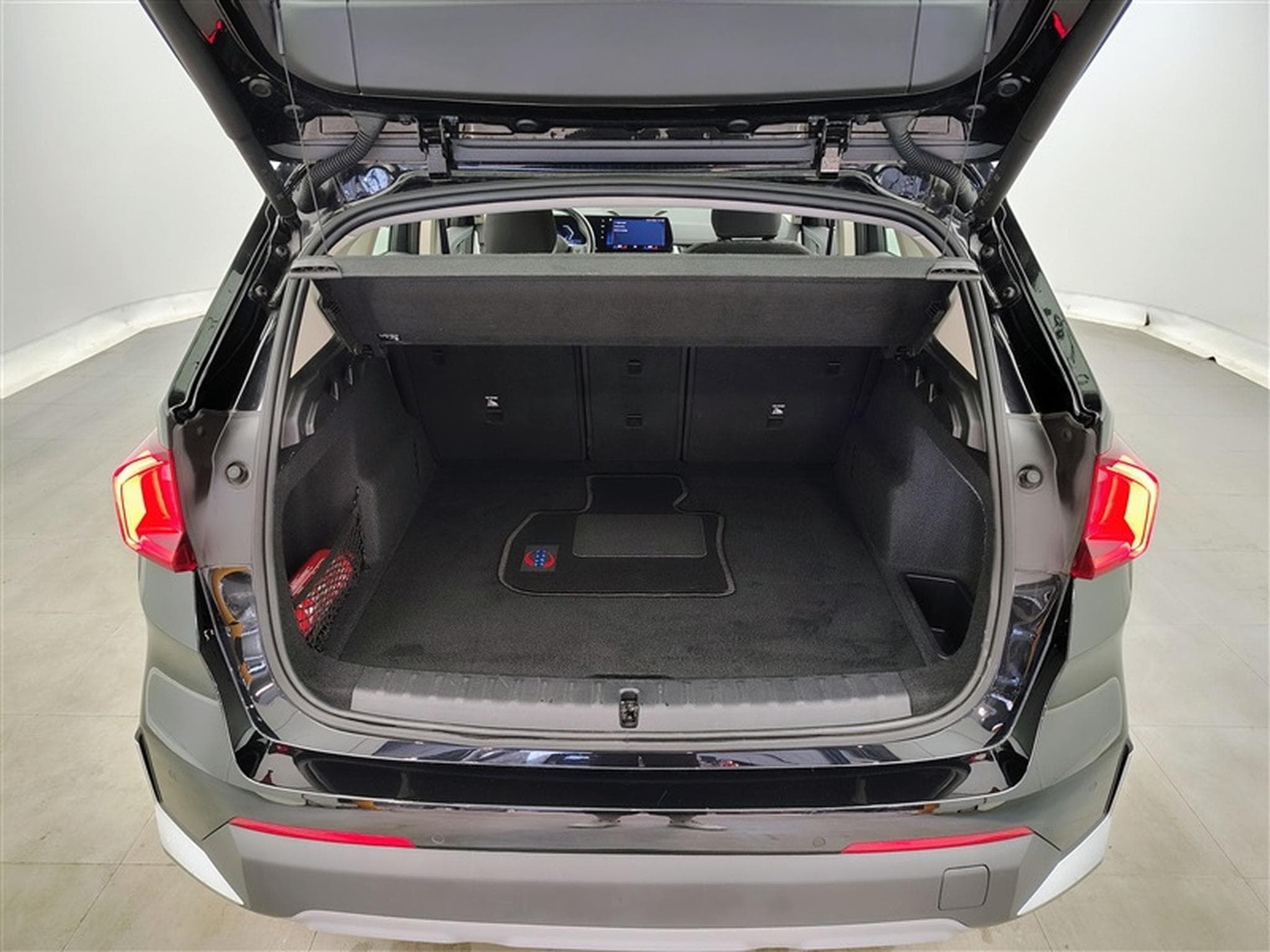 BMW X1 1.5iA sDrive20 MHEV NAVI/FULL LED/JA/PDC AV AR (2023) - Photo 14