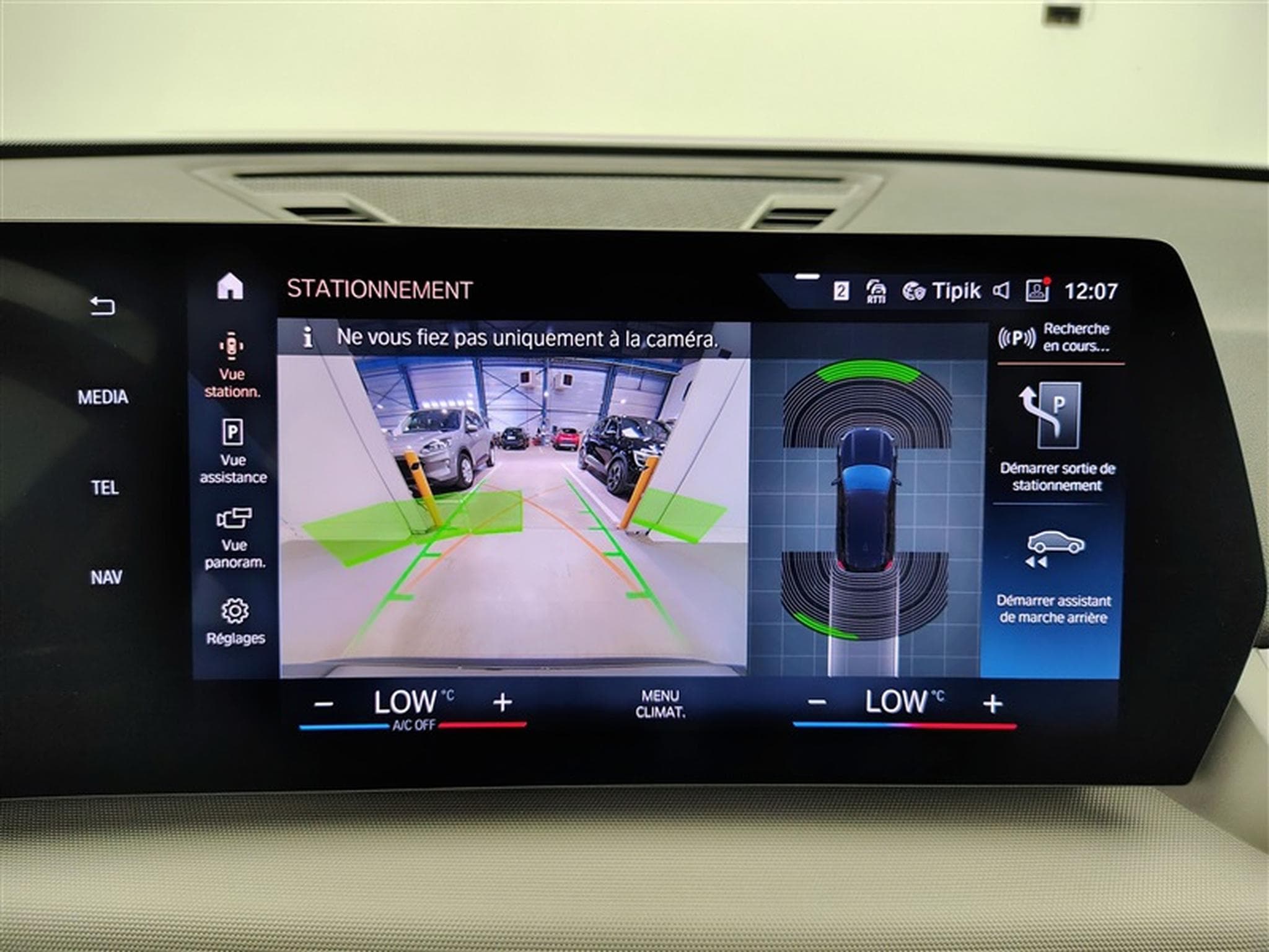 BMW X1 1.5iA sDrive20 MHEV NAVI/FULL LED/JA/PDC AV AR (2023) - Photo 18