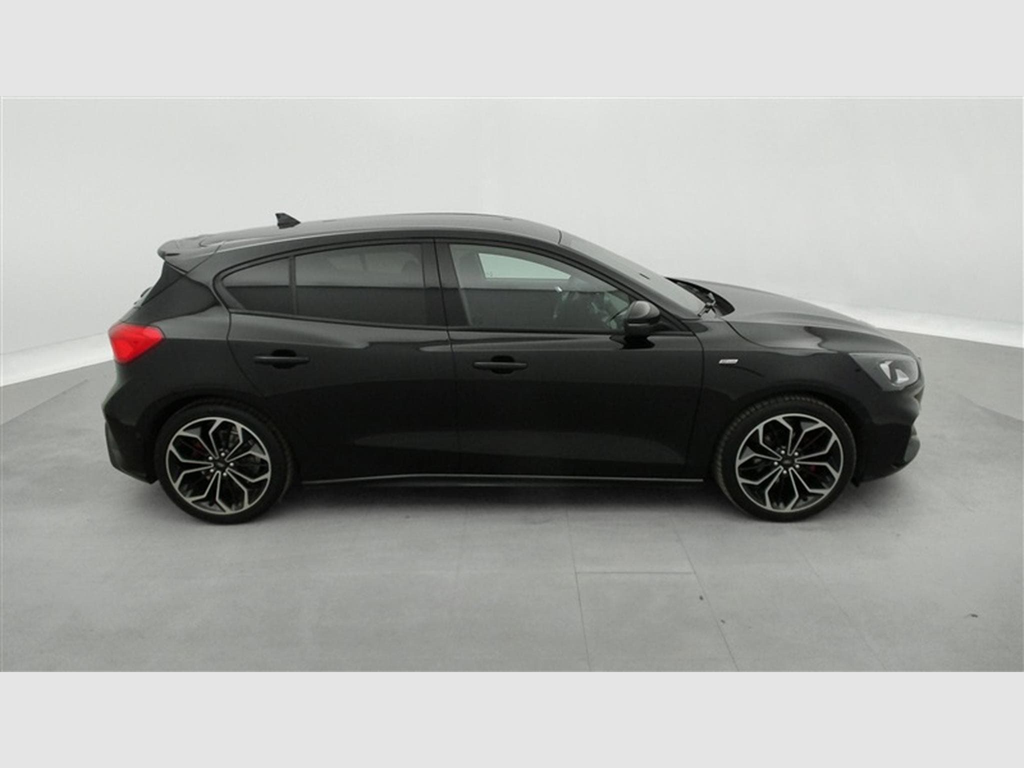Ford Focus 1.0 EcoBoost ST-Line (2020) - Photo 18