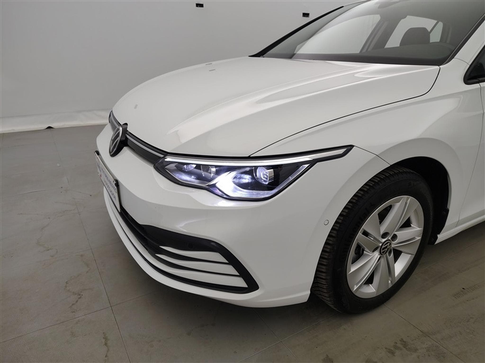VW Golf 1.0 TSI Life  Navi / Led / PDC av+ar (2023) - Photo 14