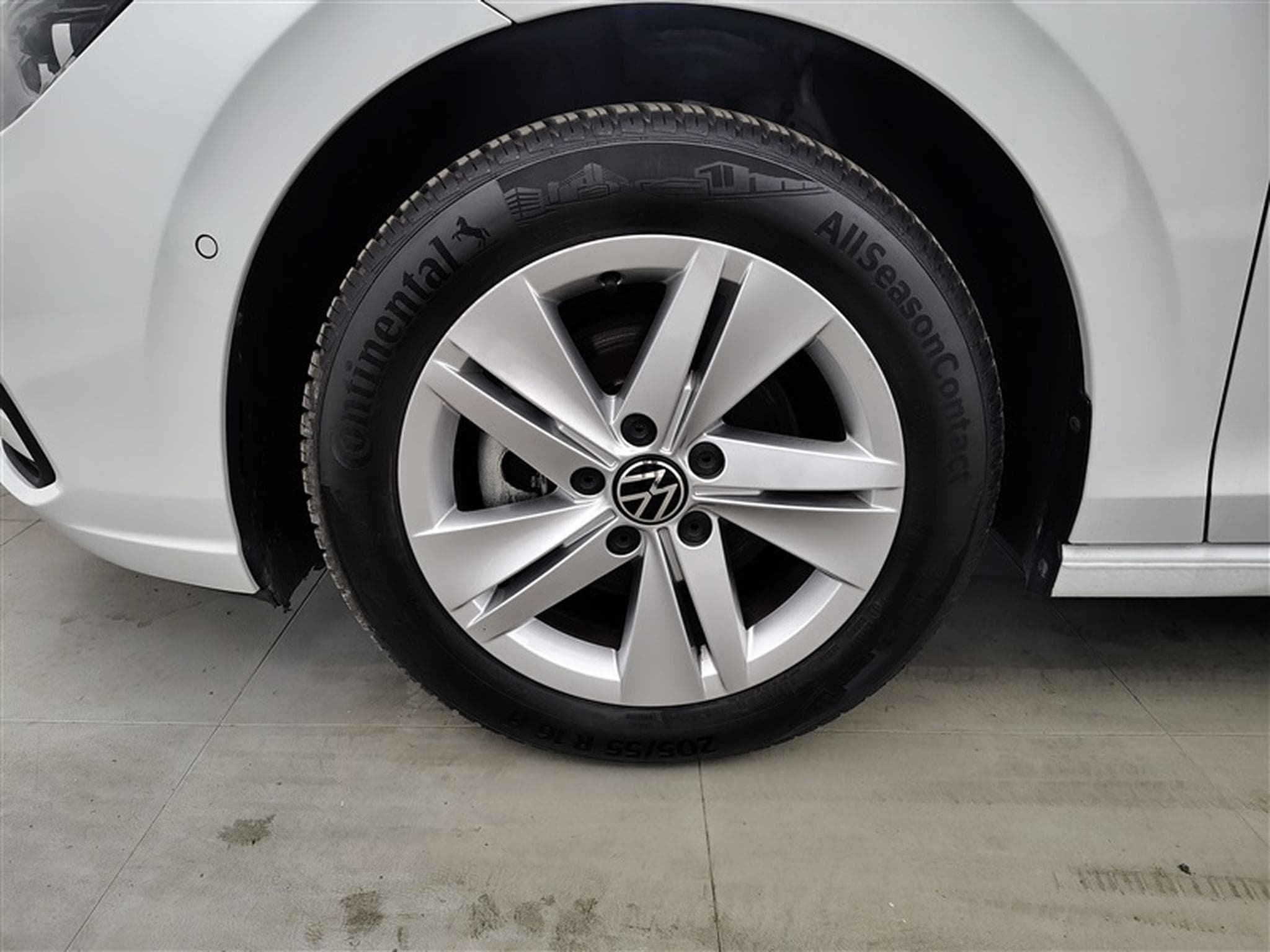 VW Golf 1.0 TSI Life  Navi / Led / PDC av+ar (2023) - Photo 5