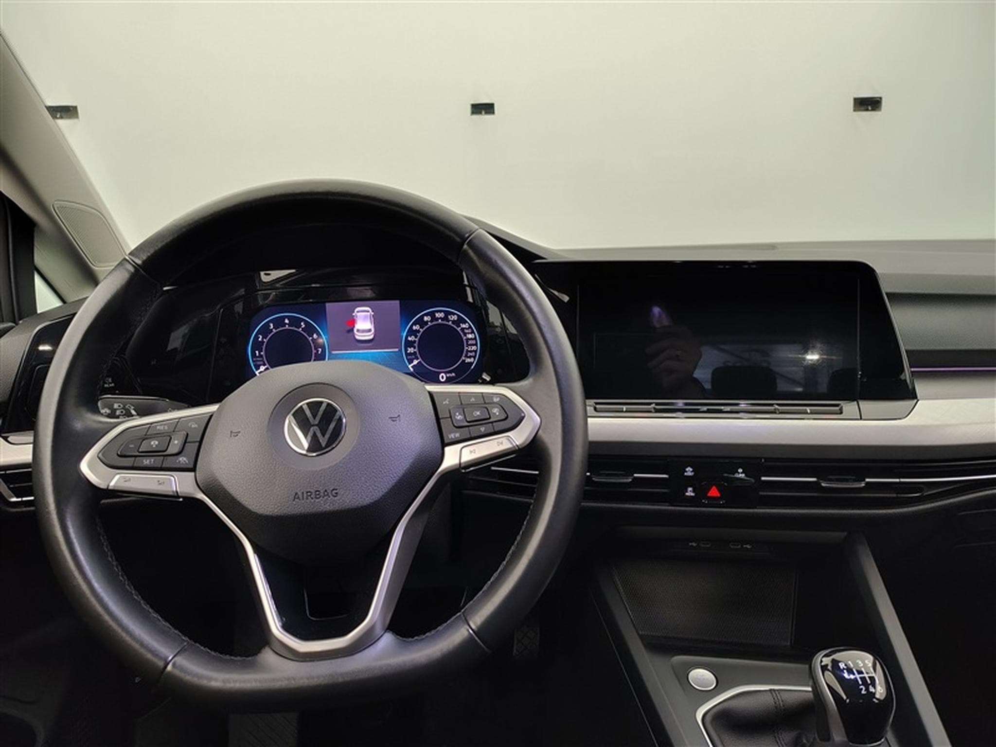 VW Golf 1.0 TSI Life  Navi / Led / PDC av+ar (2023) - Photo 8