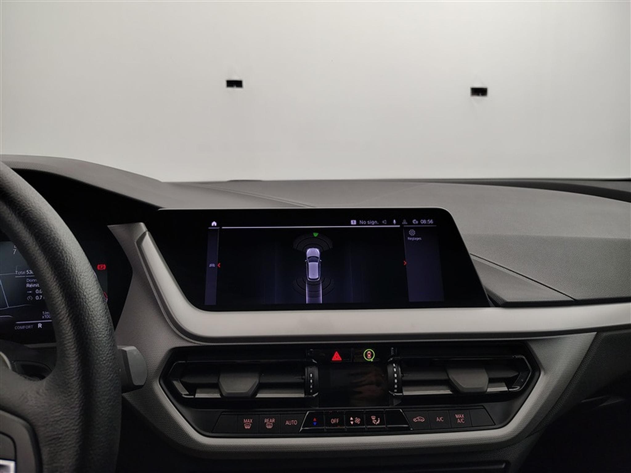 BMW 118 i  Navi Cockpit / Led / PDC av+ar (2021) - Photo 18