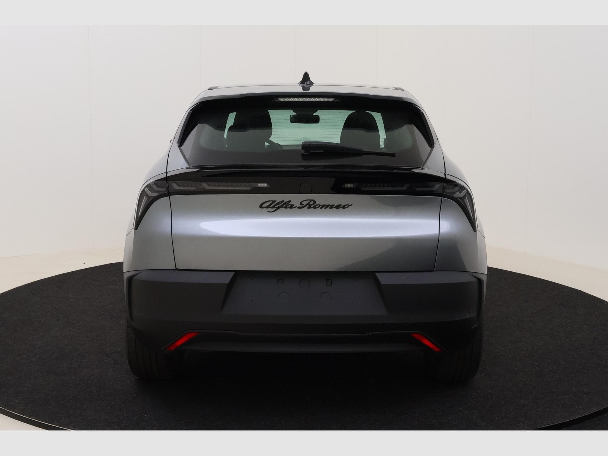 Alfa-Romeo Junior - (2025) - Photo 7