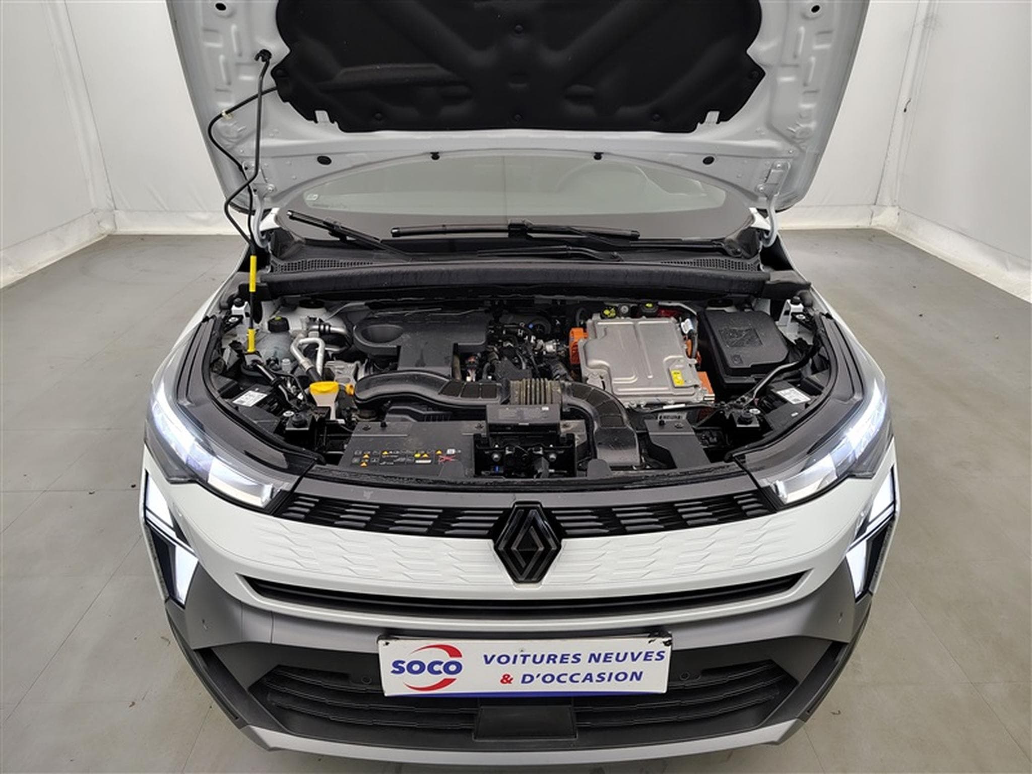 Renault Symbioz 1.6 E-TECH 145 Full Hybride Esprit Alpine NAVI/ S-CUIR/ LED (2025) - Foto 19