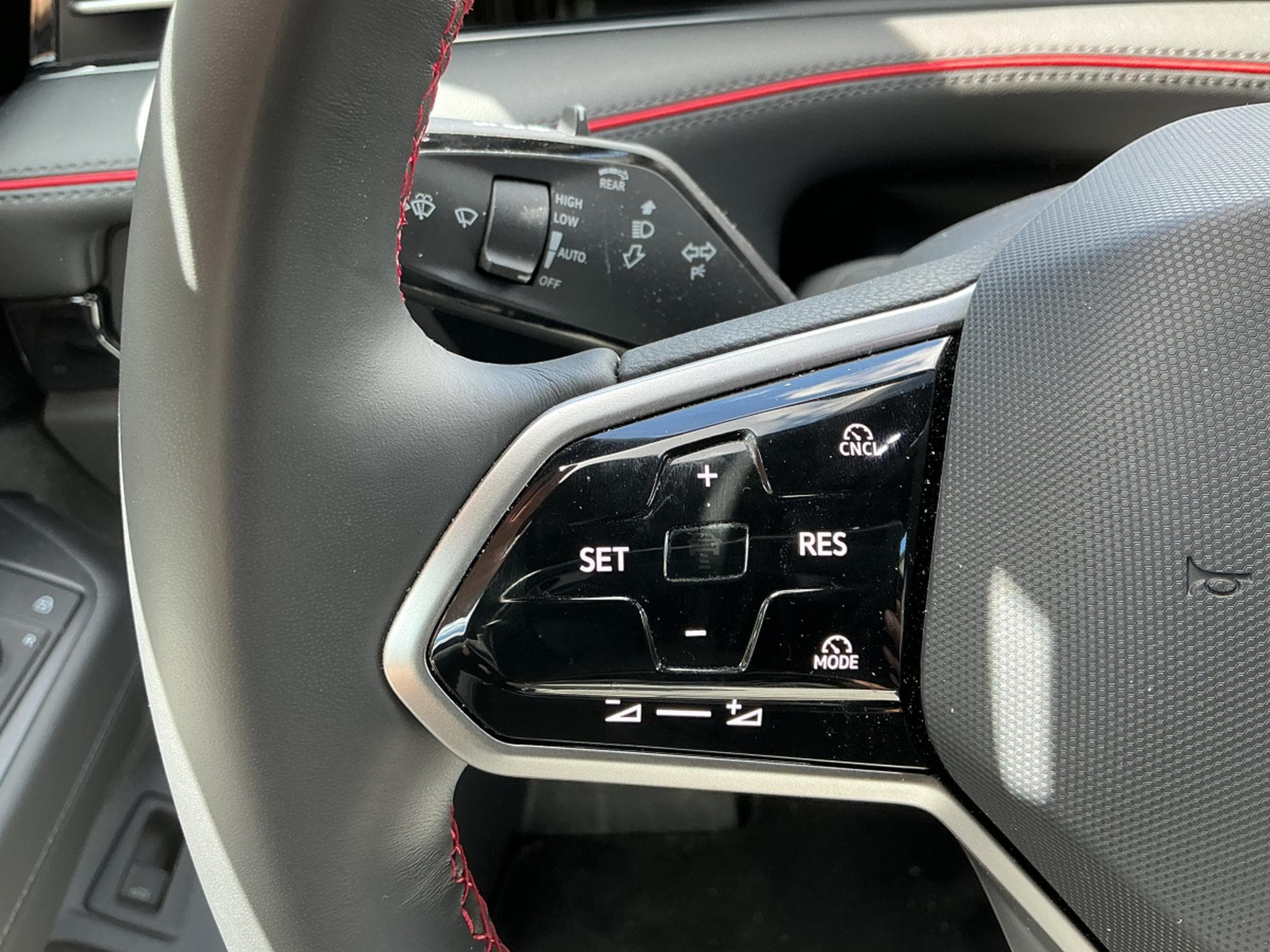 VW ID.7 GTX 4motion Tourer (2025) - Photo 13