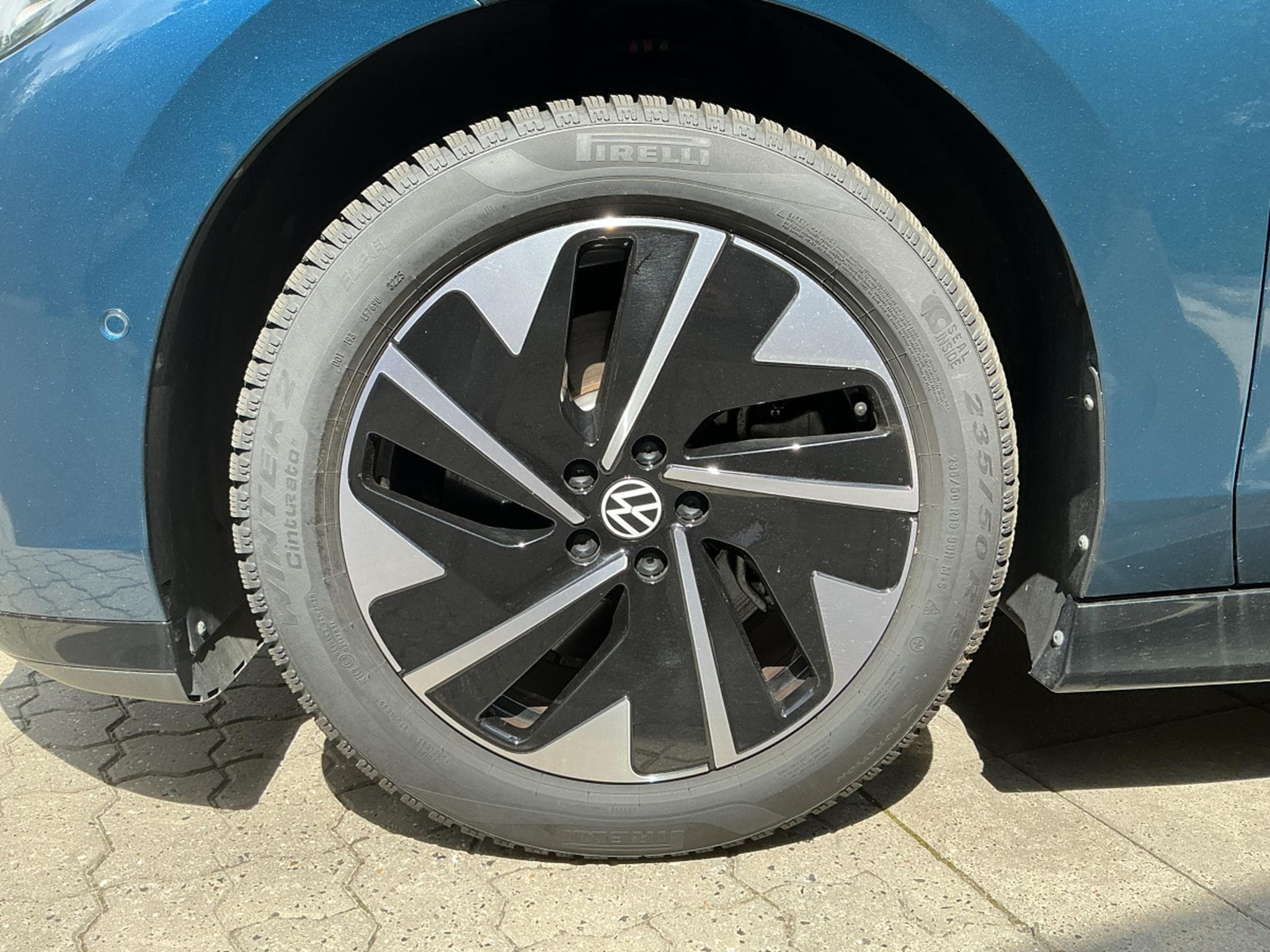 VW ID.7 GTX 4motion Tourer (2025) - Photo 19