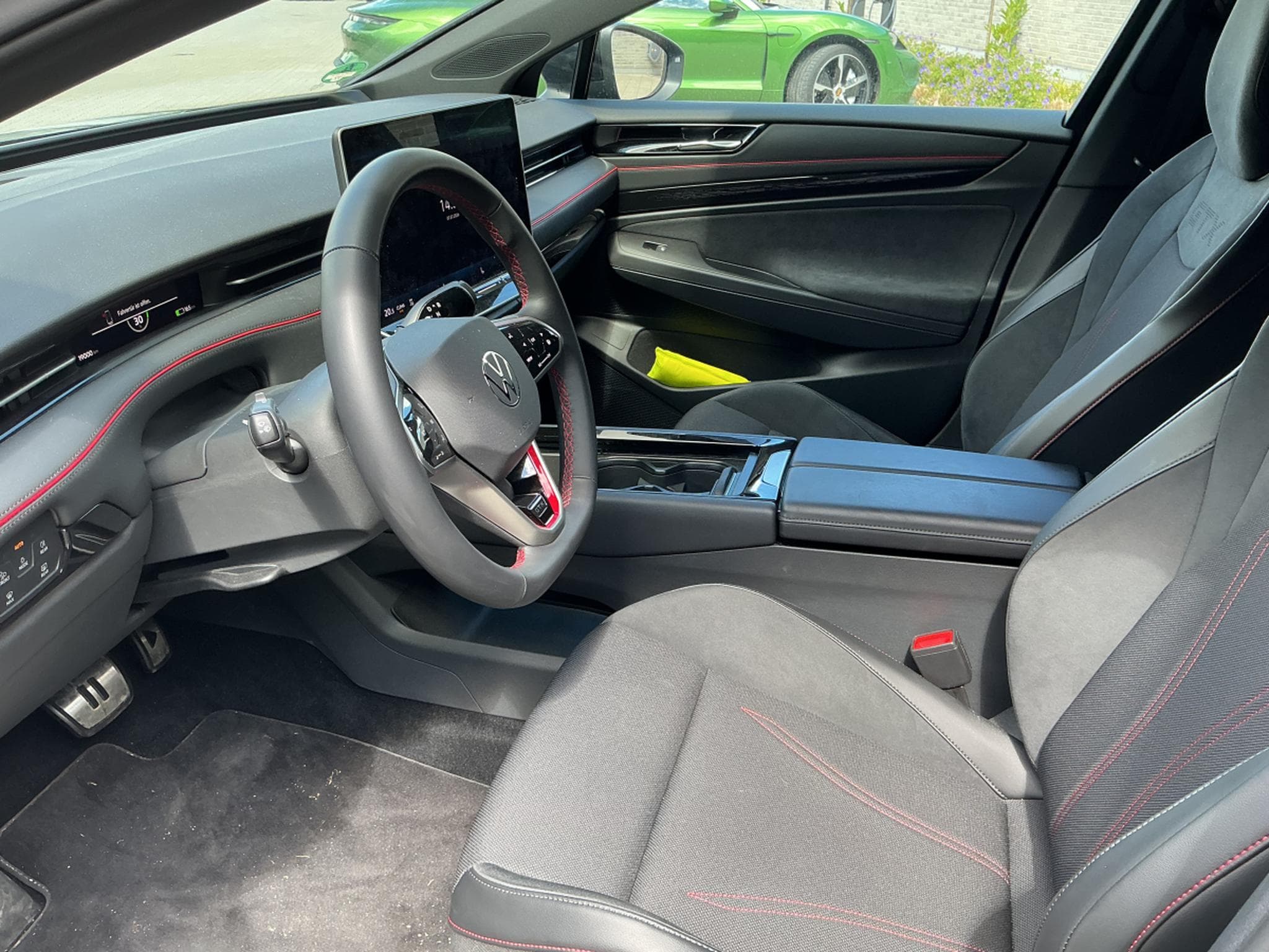 VW ID.7 GTX 4motion Tourer (2025) - Photo 5
