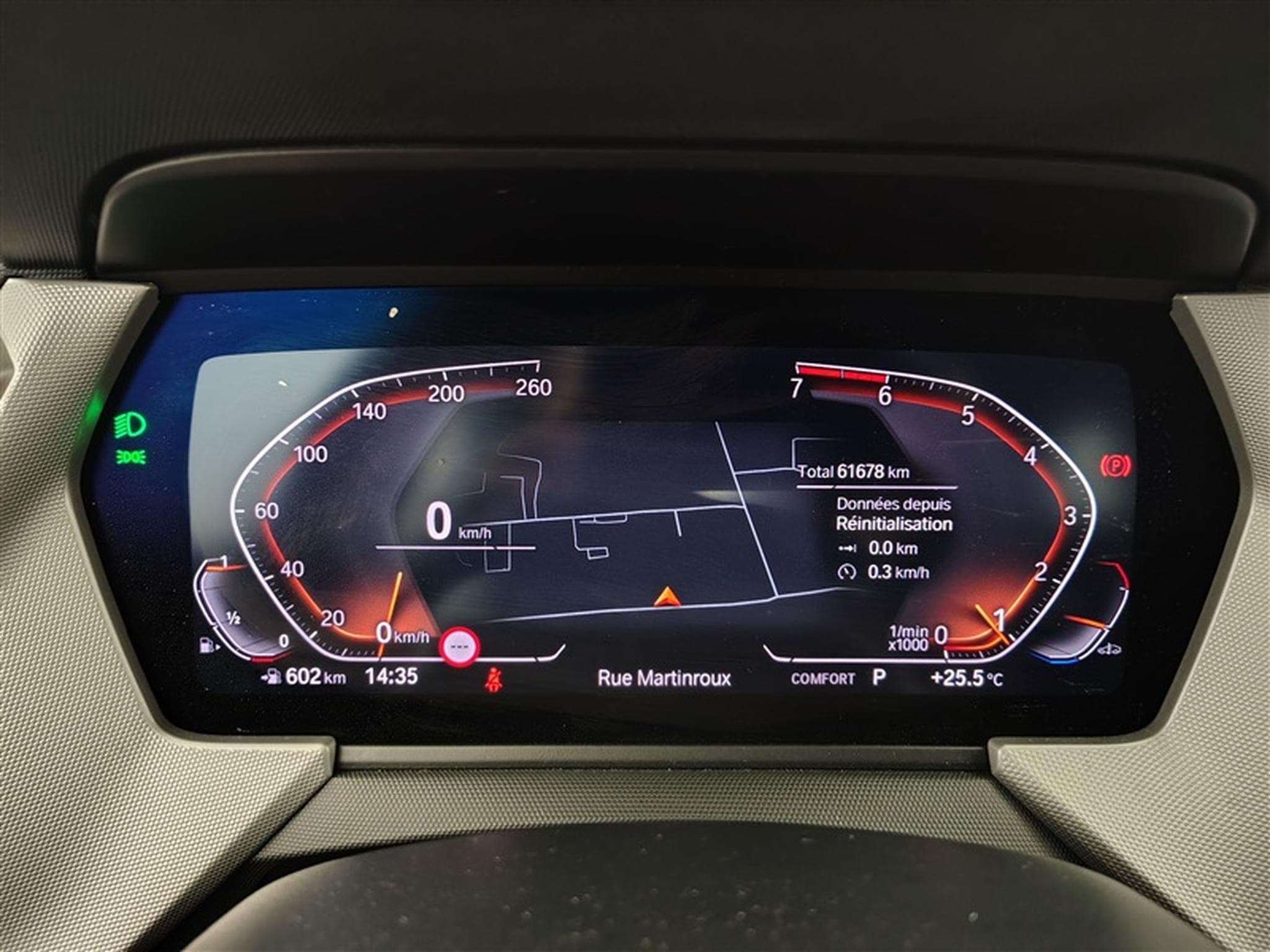 BMW 118 iA Business NAVI / FULL LED / PDC AV-AR (2024) - Photo 10