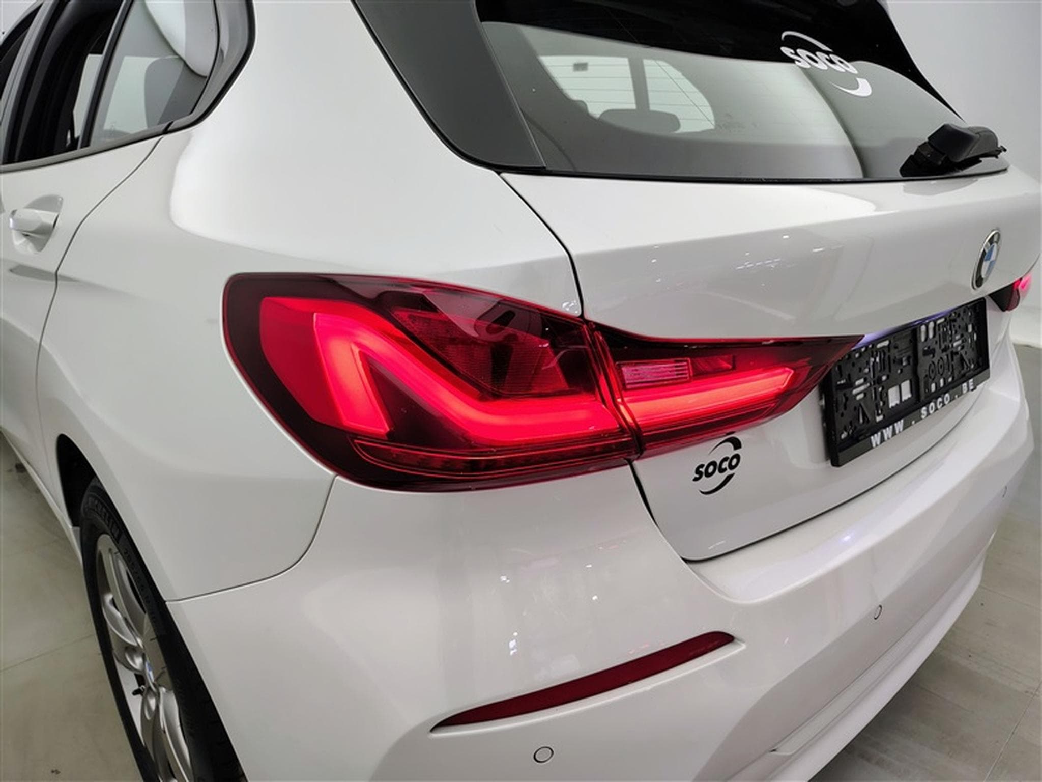 BMW 118 iA Business NAVI / FULL LED / PDC AV-AR (2024) - Photo 16