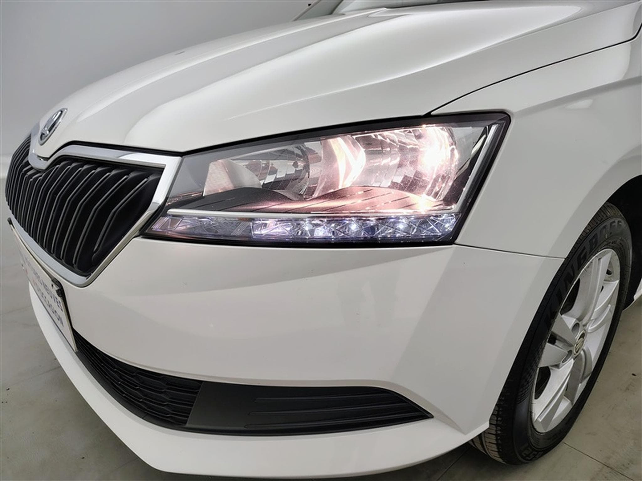 Skoda Fabia Combi 1.0 TSI 95Cv Ambition CARPLAY / ALU (2021) - Photo 14