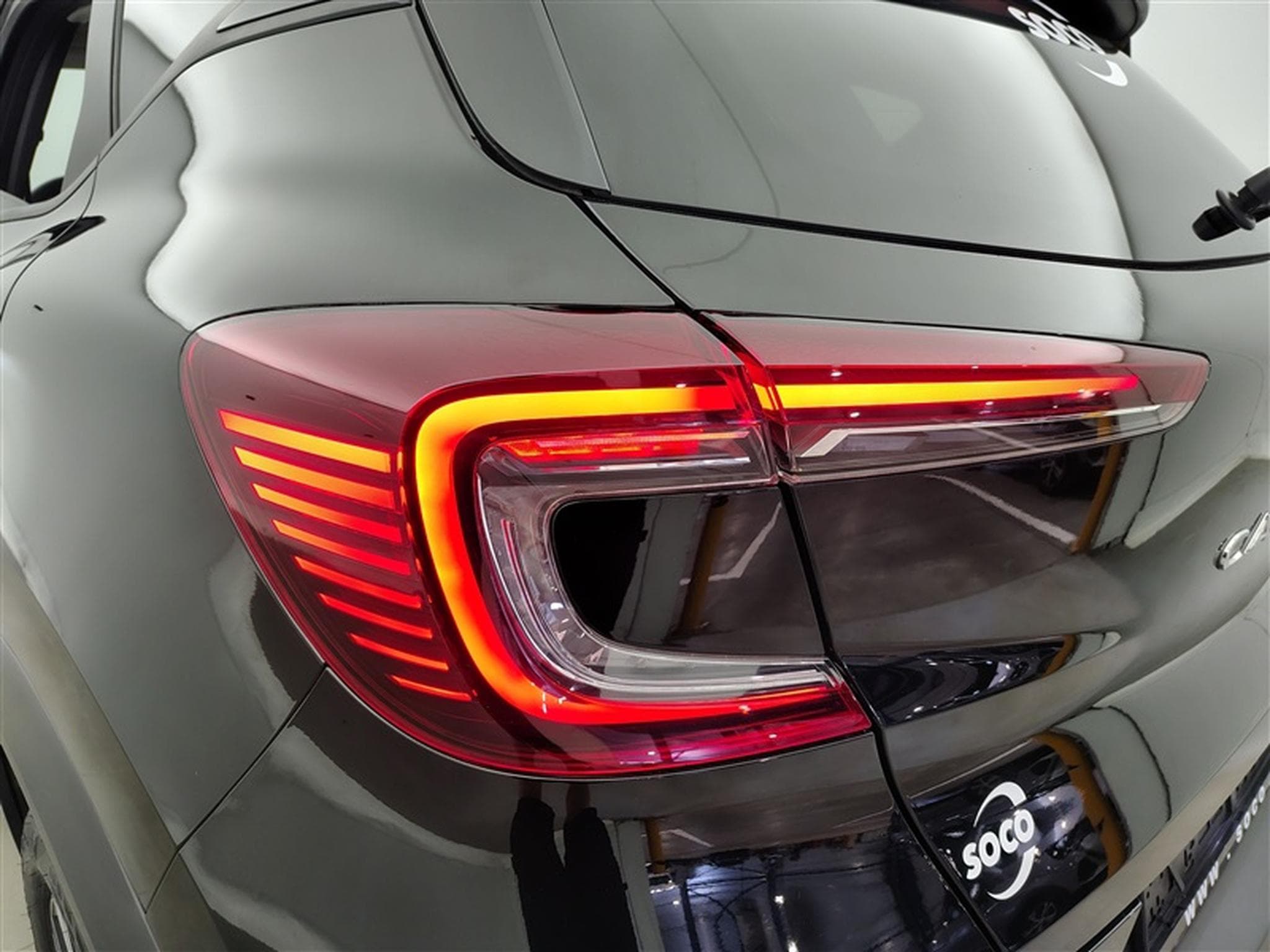 Renault Captur 1.0 TCe Evolution  NAVI / CAMERA / CARPLAY (2024) - Photo 16
