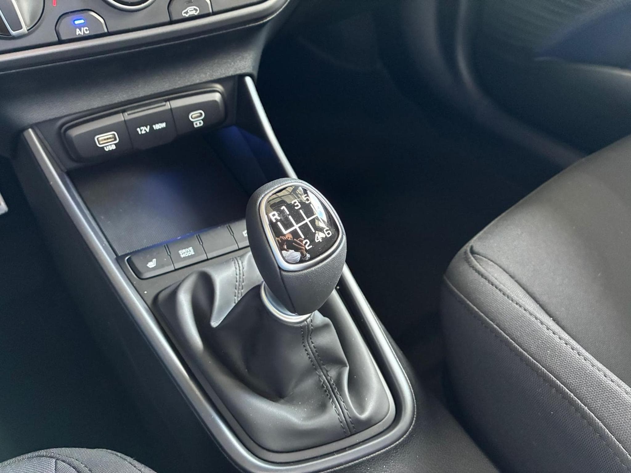 Hyundai Bayon Standard (2026) - Photo 17
