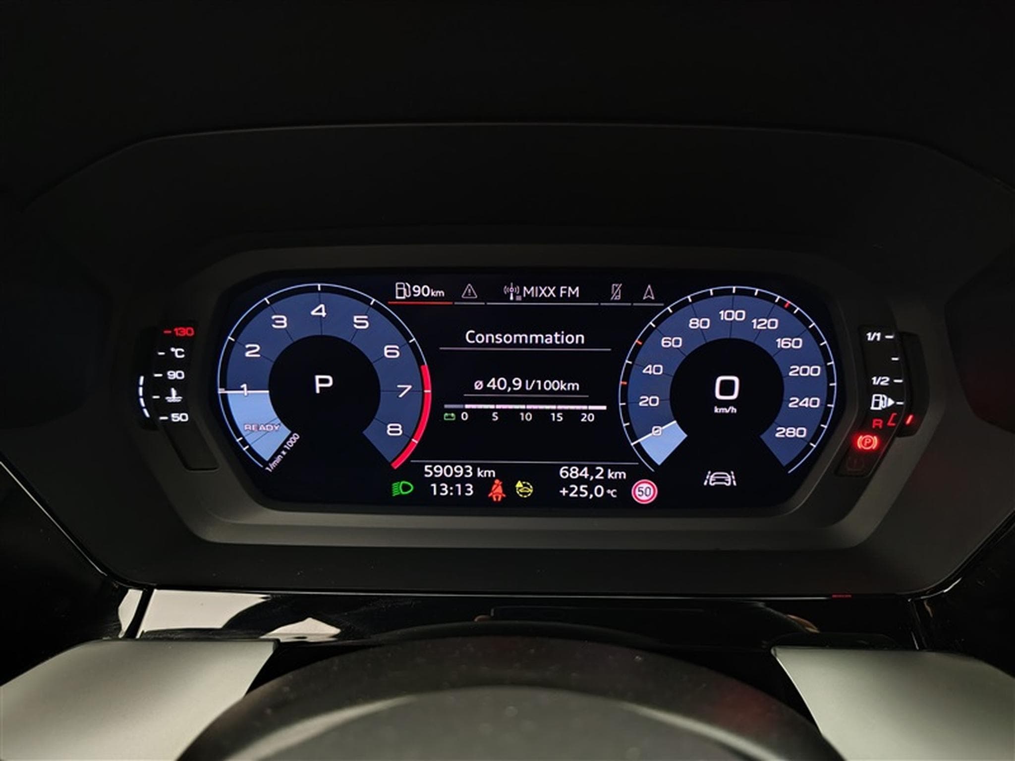 Audi A3 30 TFSI S-Line S-tronic Navi / Led / PDC av+ar (2023) - Photo 10