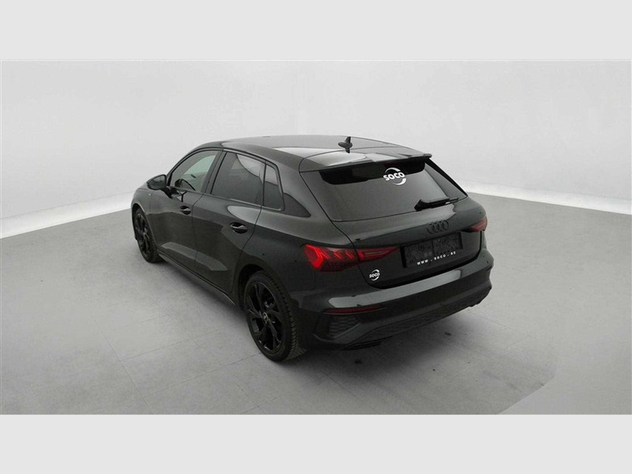 Audi A3 30 TFSI S-Line S-tronic Navi / Led / PDC av+ar (2023) - Photo 2