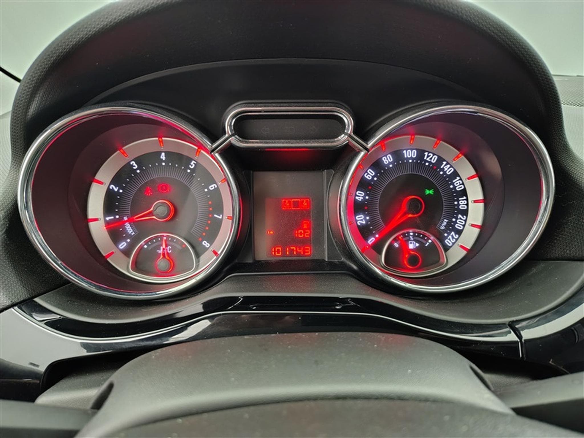 Opel Adam 1.2i Unlimited (EU6.2) (2018) - Photo 10