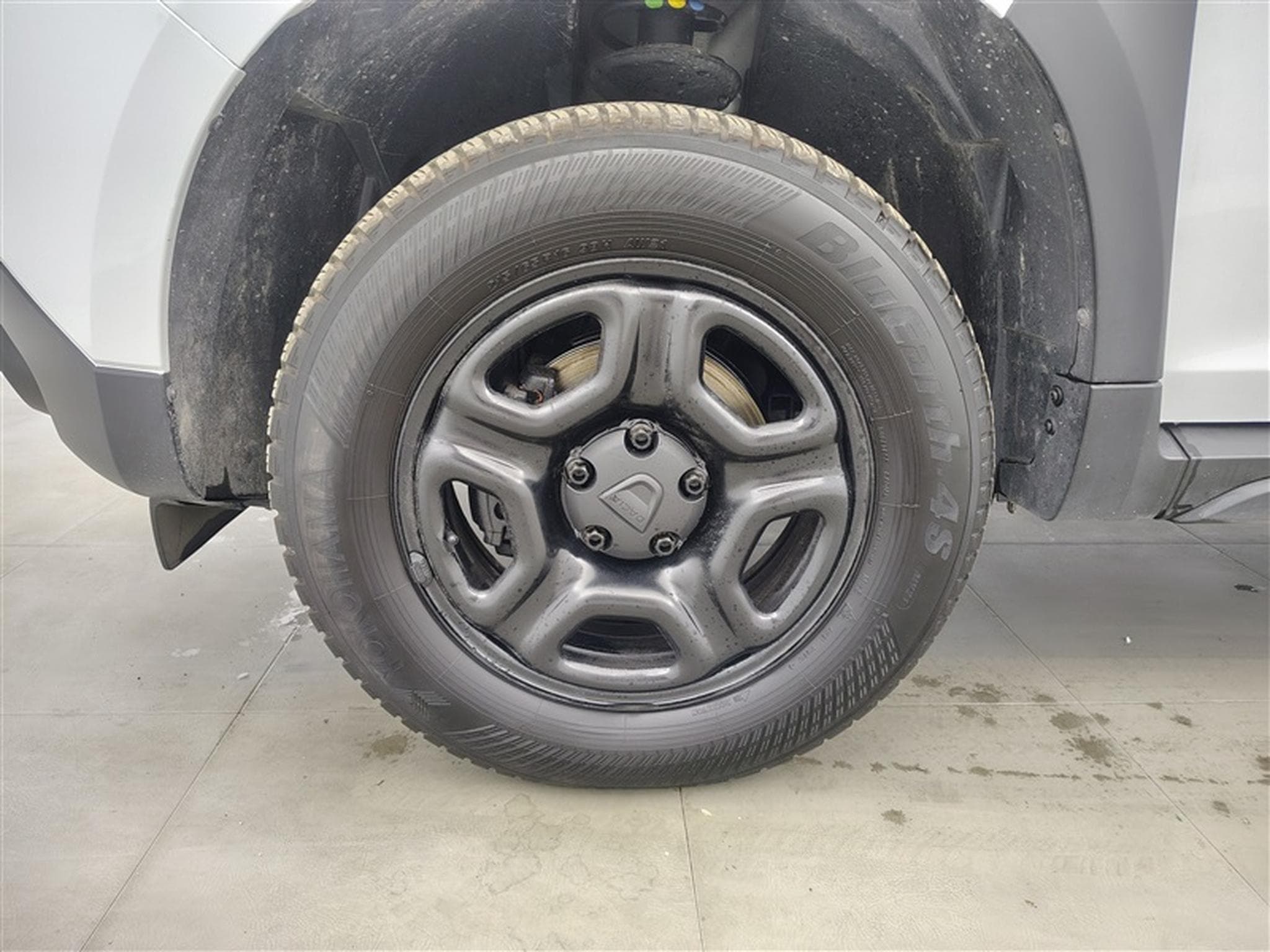 Dacia Duster 1.0 TCe 100Cv Comfort (2020) - Photo 6