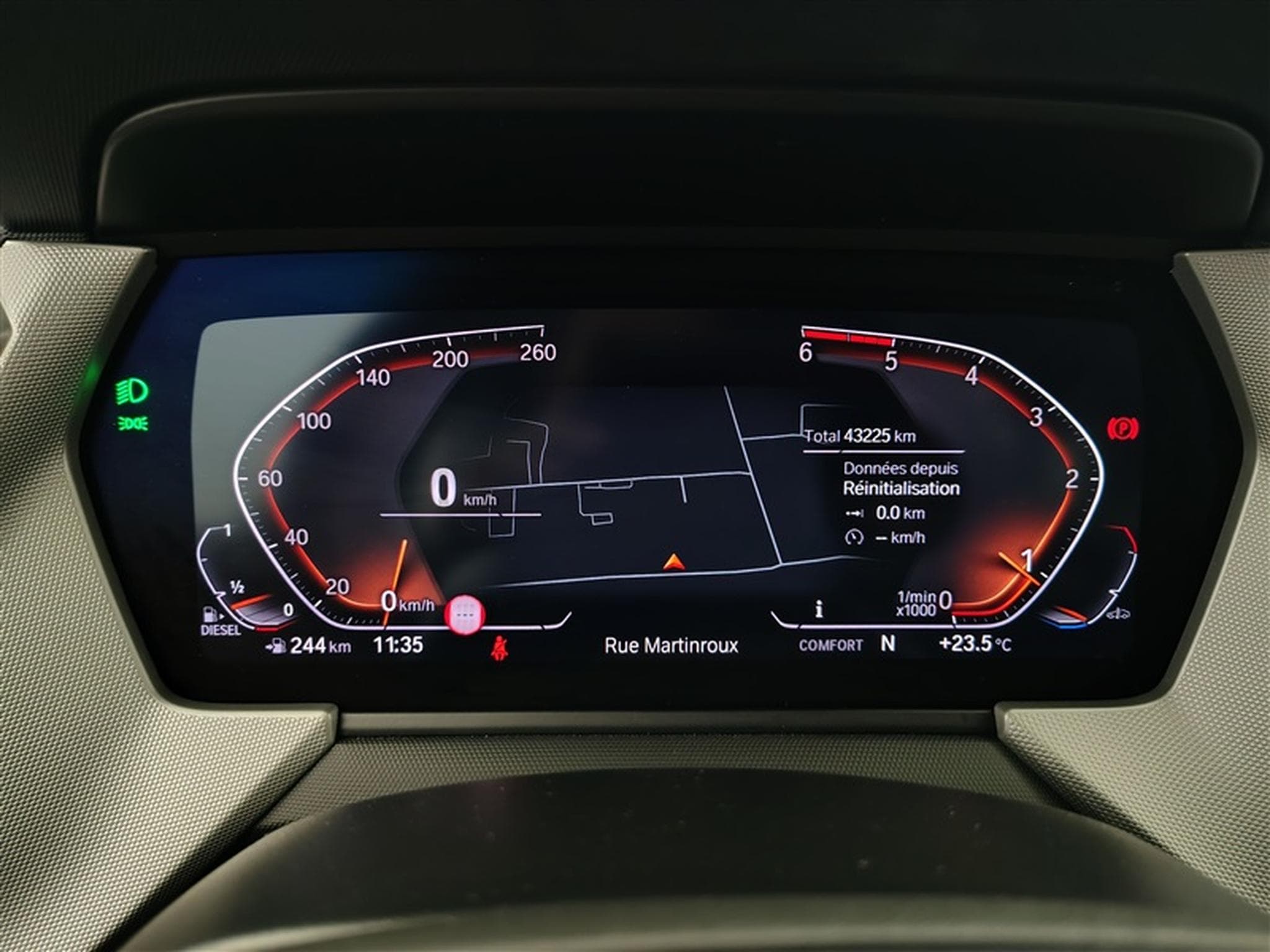 BMW 116 116 d Business NAVI/FULL LED/JA/PDC AV AR (2023) - Photo 10