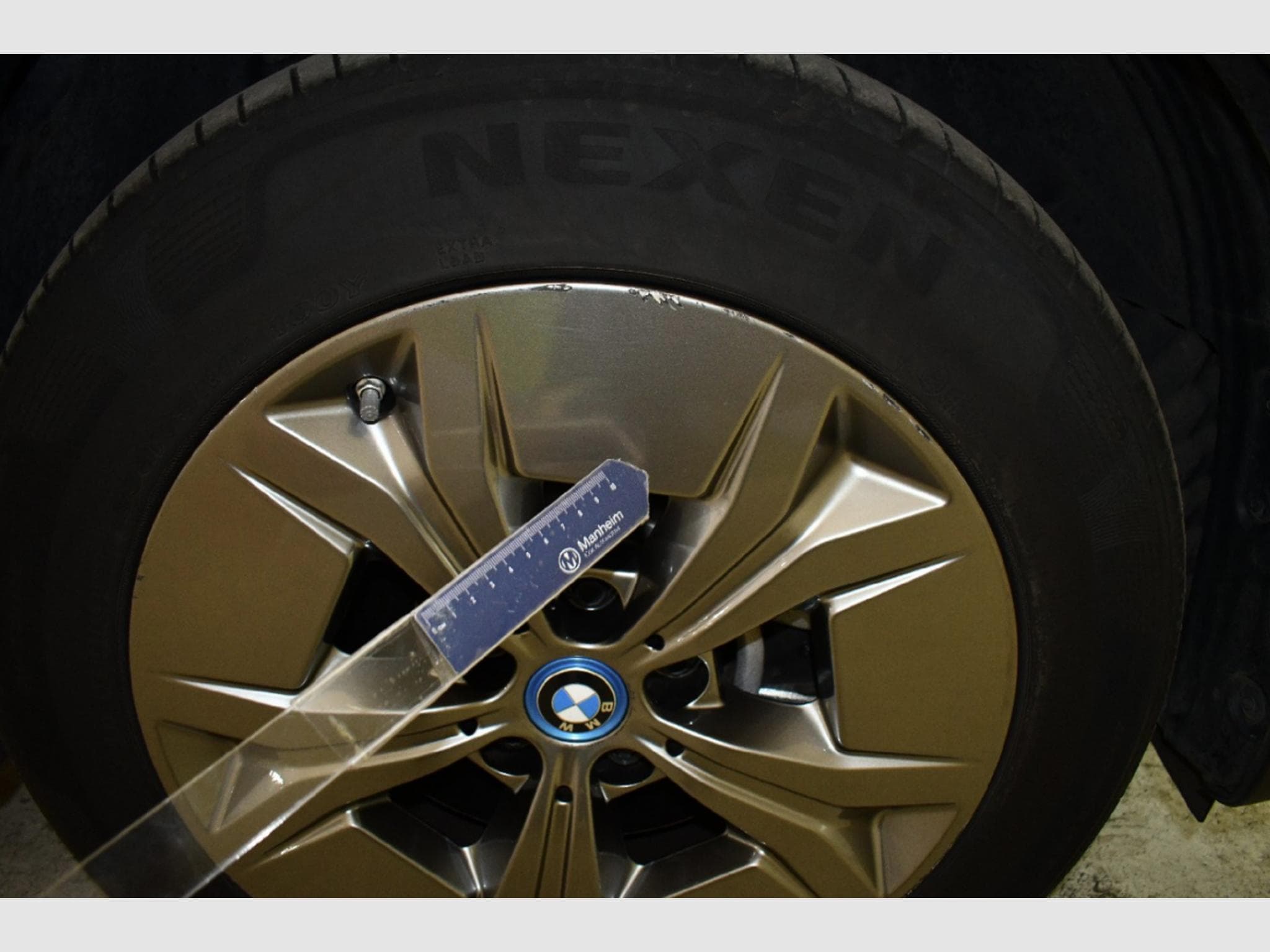 Bmw iX1 xDrive30 (2023) - Photo 16