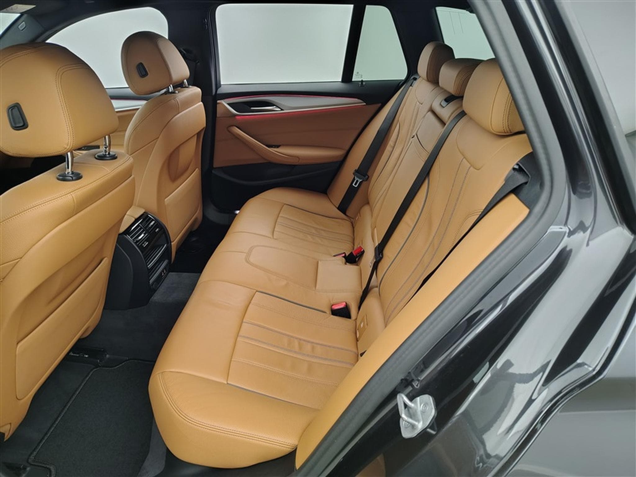 BMW 530 eA PHEV NAVI / FULL LED / CUIR / CARPLAY (2022) - Photo 13