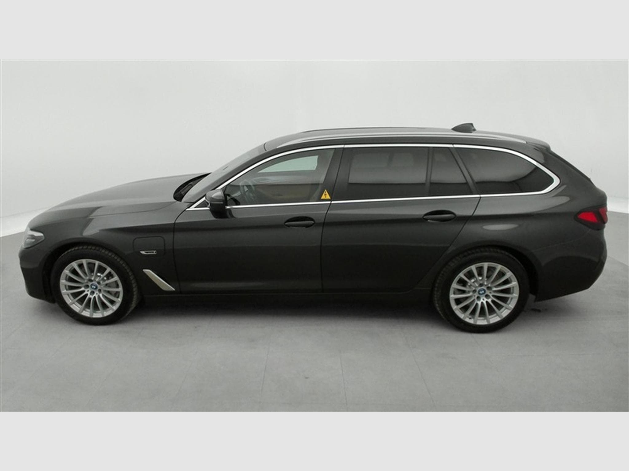 BMW 530 eA PHEV NAVI / FULL LED / CUIR / CARPLAY (2022) - Photo 3