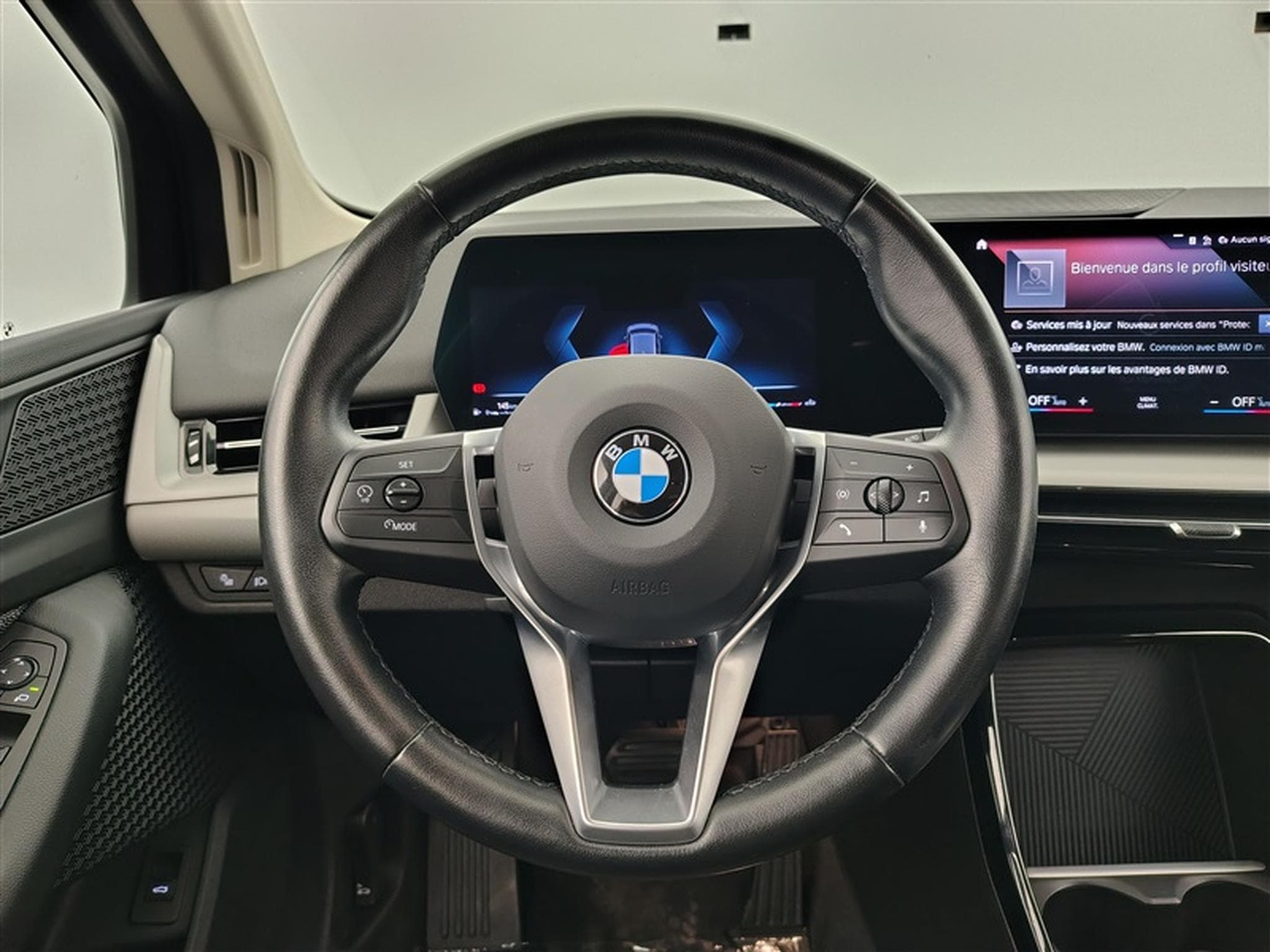 BMW 218 Active Tourer 218 iA NAVI/FULL LED/JA/PDC (2023) - Foto 9