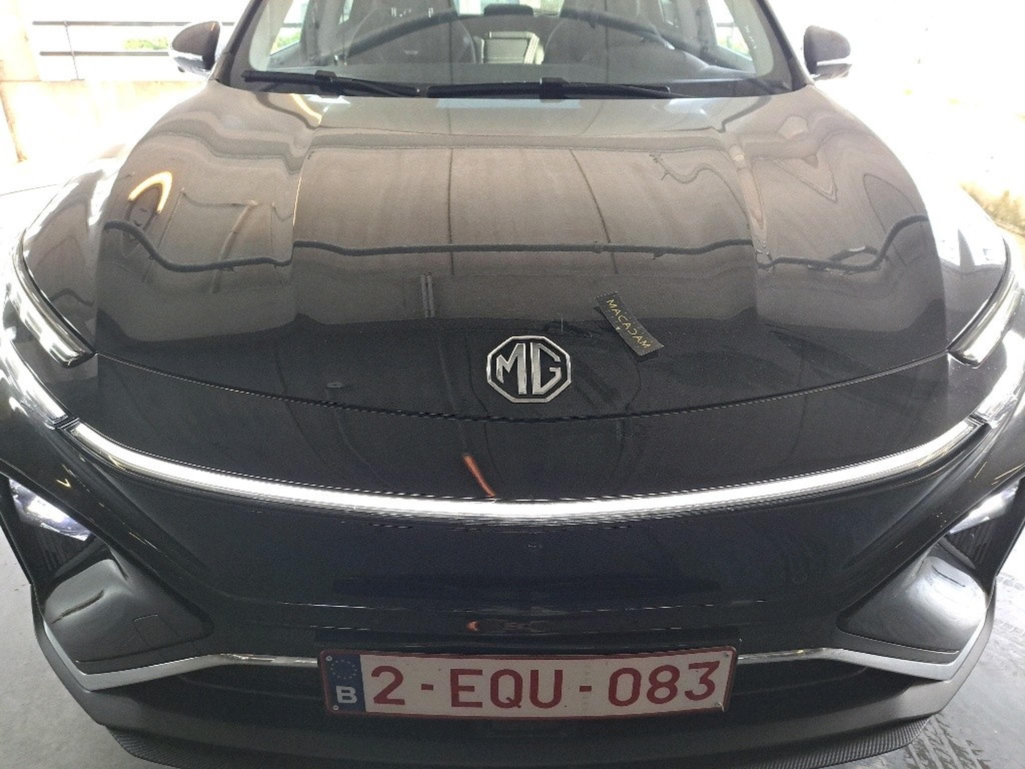 Mg Marvel R Luxury (2024) - Photo 17
