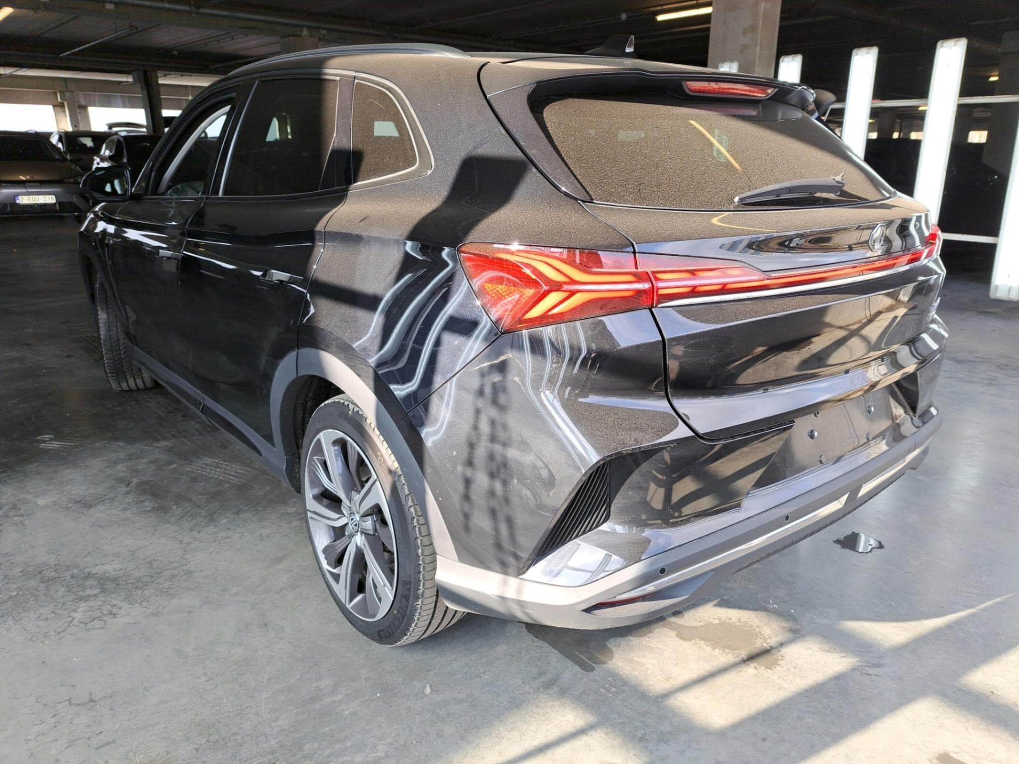 Mg Marvel R Luxury (2024) - Photo 3