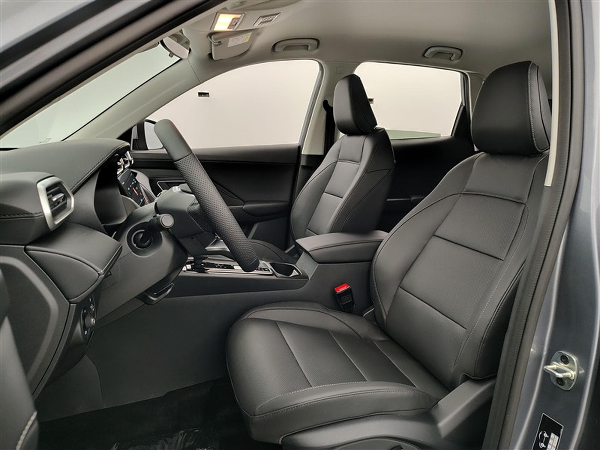 MG ZS 1.5 Hybrid+ Luxury NAVI / CAMERA / CARPLAY / ALU (2026) - Foto 7