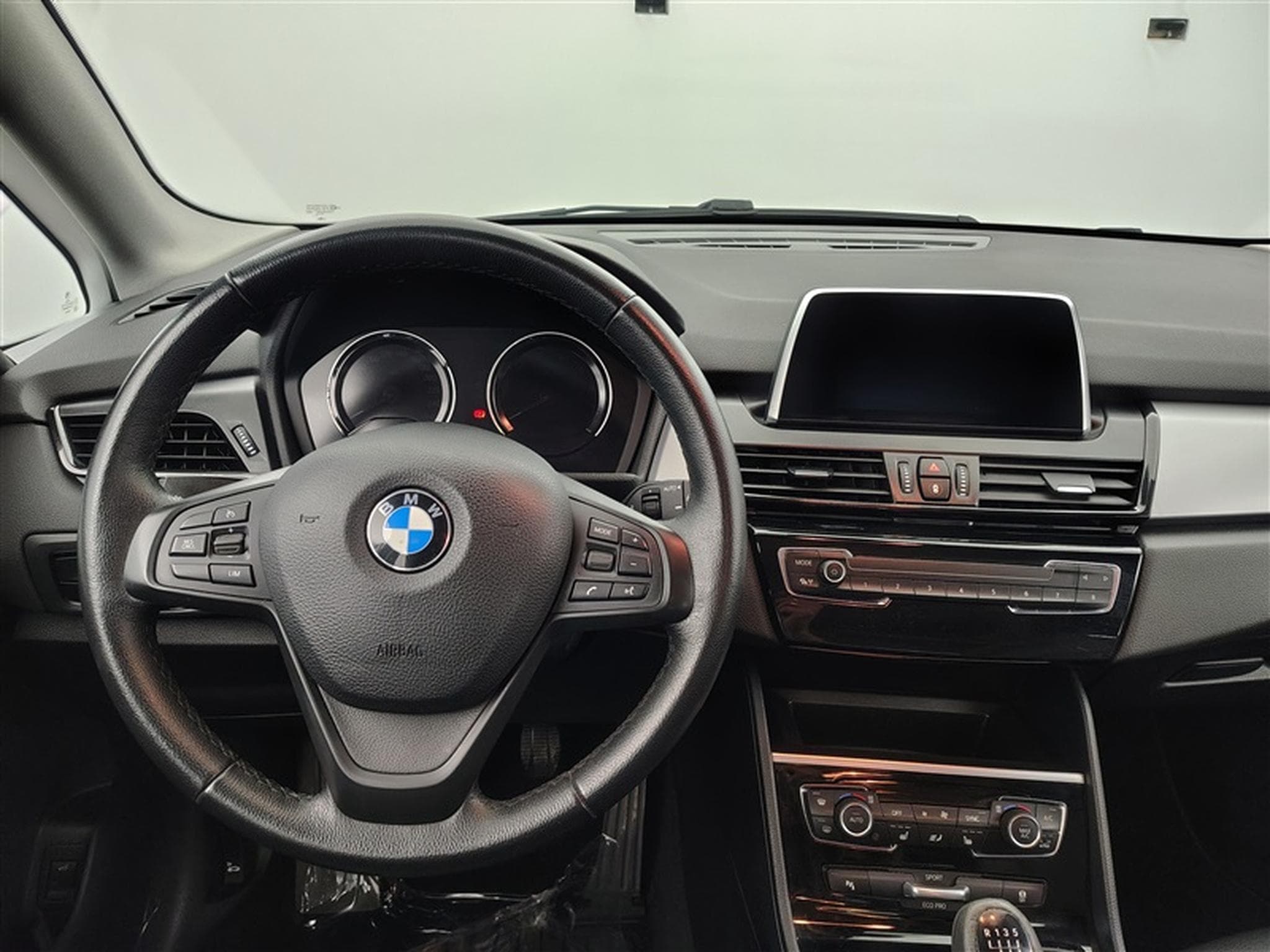 BMW 218 Active Tourer 218i OPF/CUIR (2019) - Foto 9